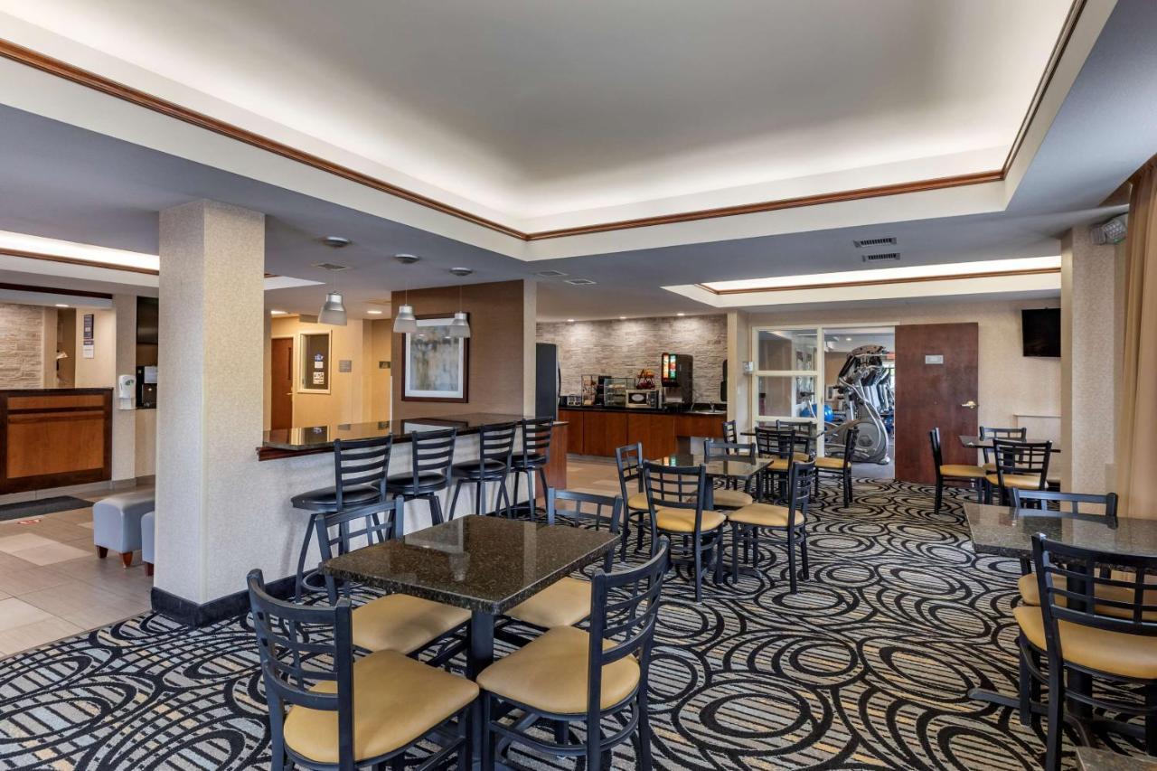 Western Boulder Hotel