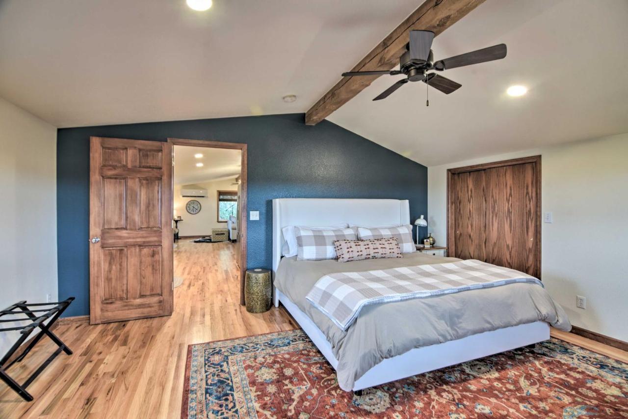 Lovely Barn Loft With Mountain Views On Horse Estate Apartment Fort Collins