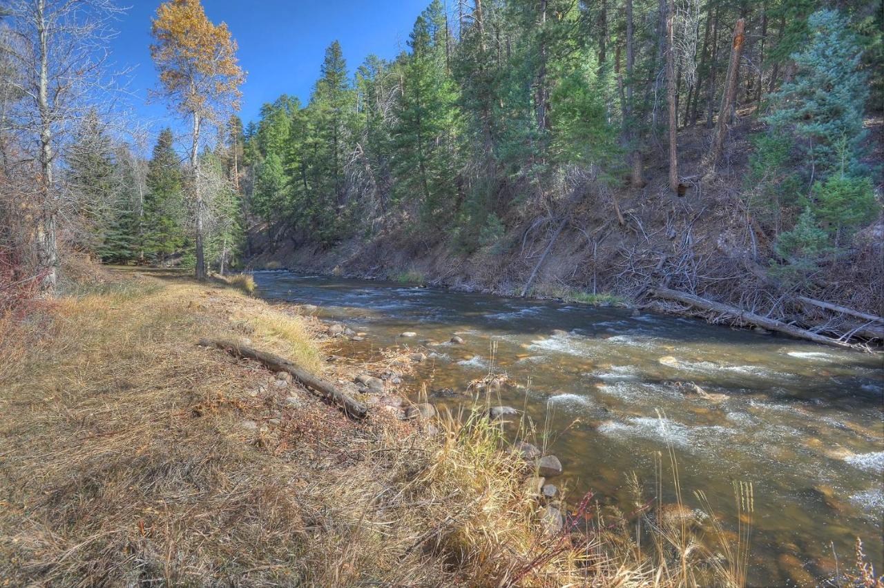 Between The Waters * Durango