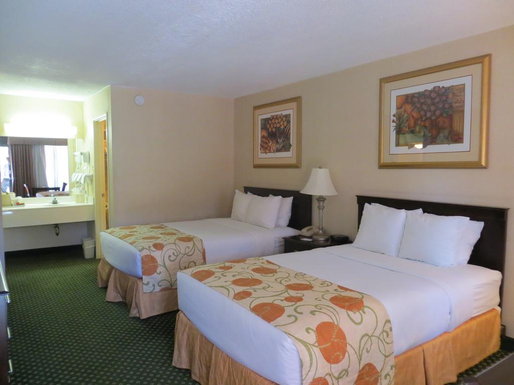Hotel The Downtown 3*