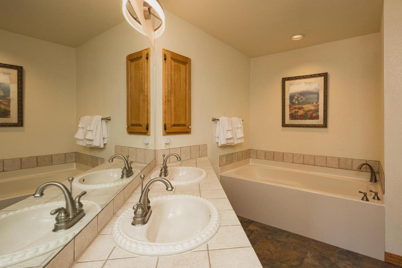 Cascade Village 59