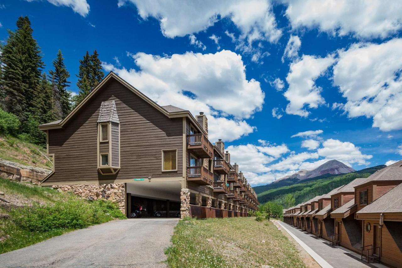 Cascade Village 59 *