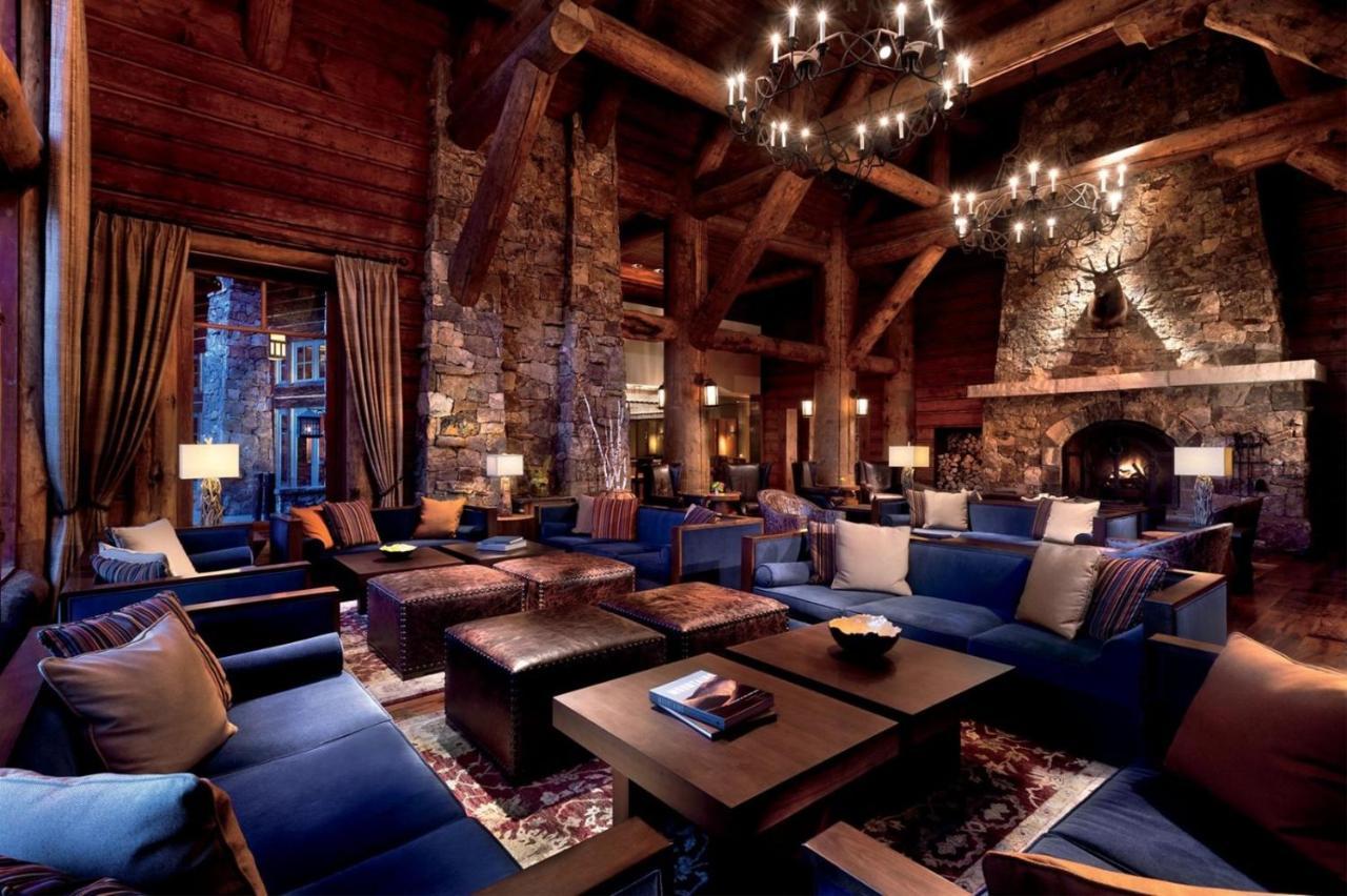 Bachelor Gulch Ritz-carlton 2 Bedroom Mountain With In, Out Access, Hot Tub, And Full Service Apartment Avon