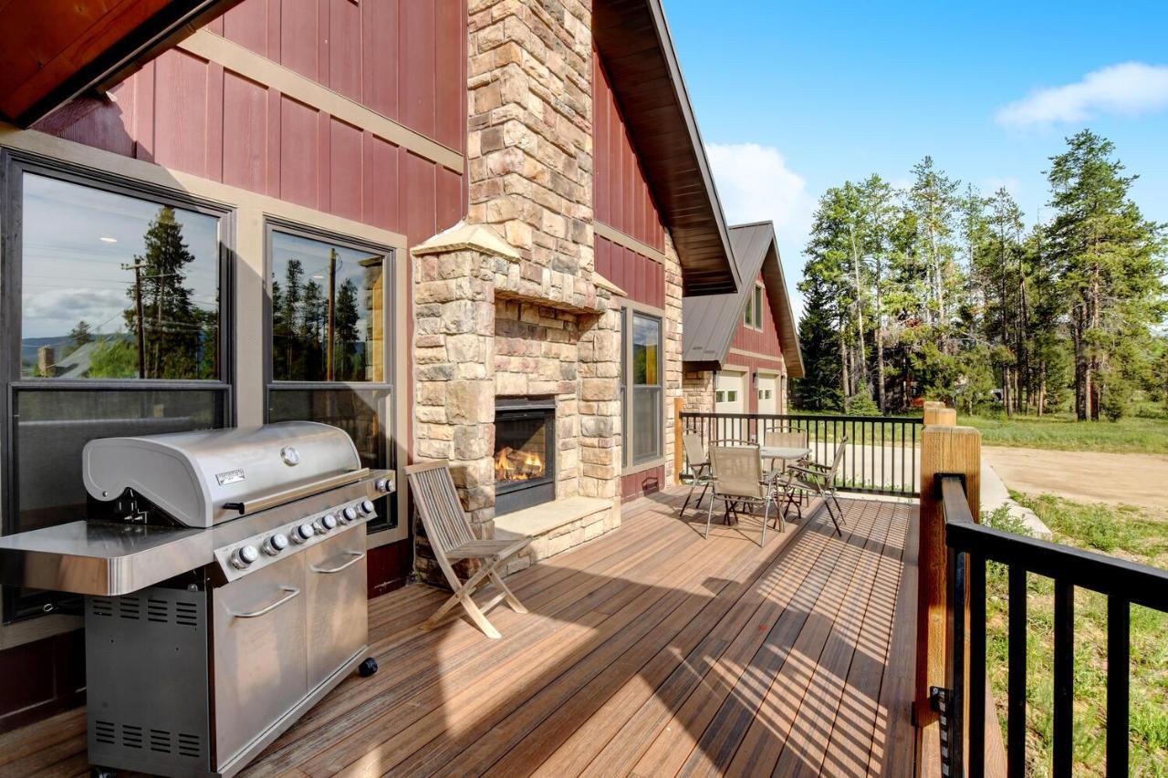 Holiday home Luxury Vista Retreat: Hot Tub & Activity Perks Fraser