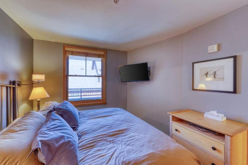 Mountain View At River Run Village Apartment