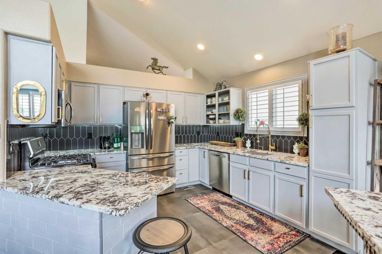 Holiday home Stunning Retreat About 14 Mi To Denver! Henderson