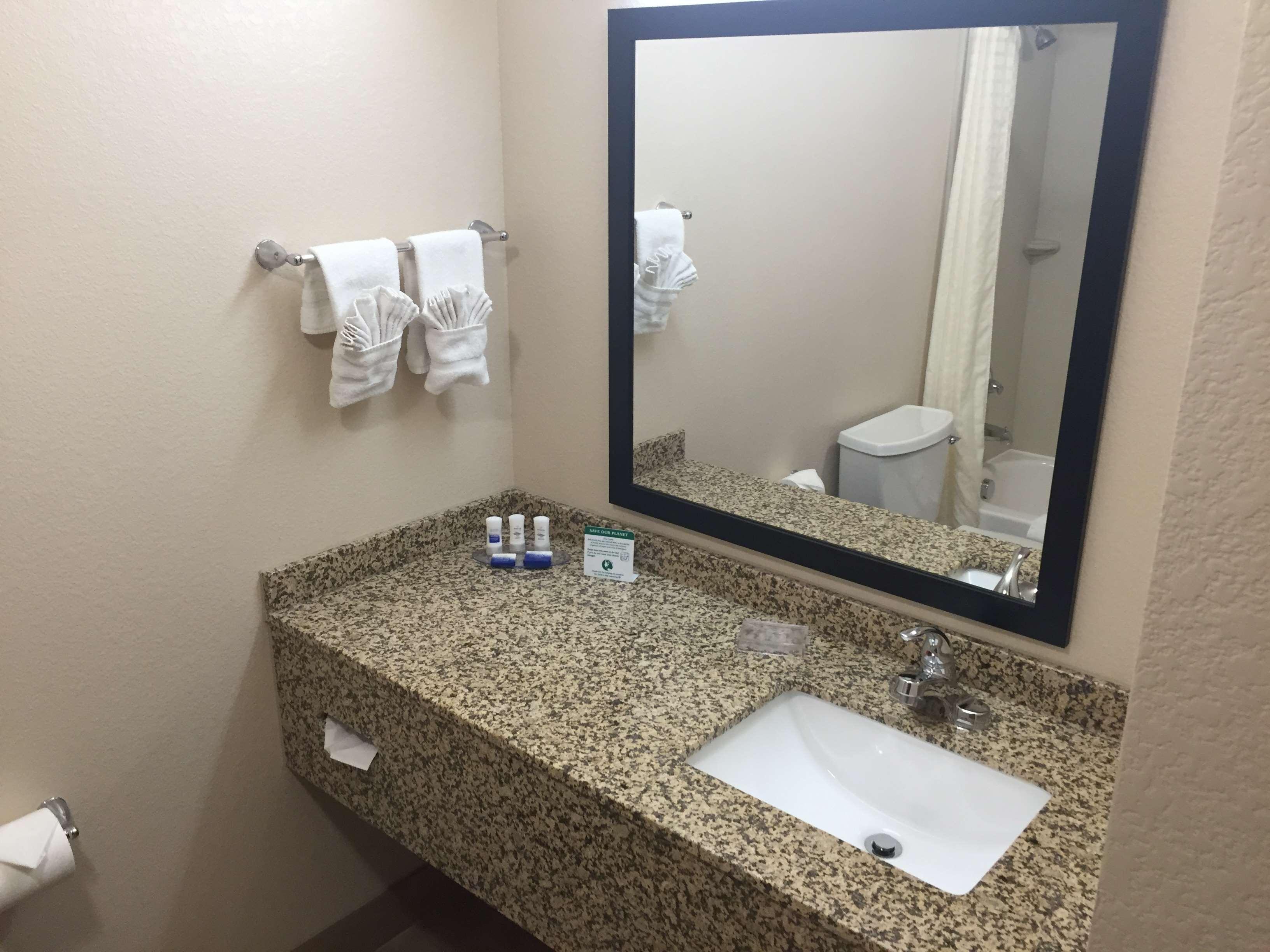 Best Western Plus Gateway & -