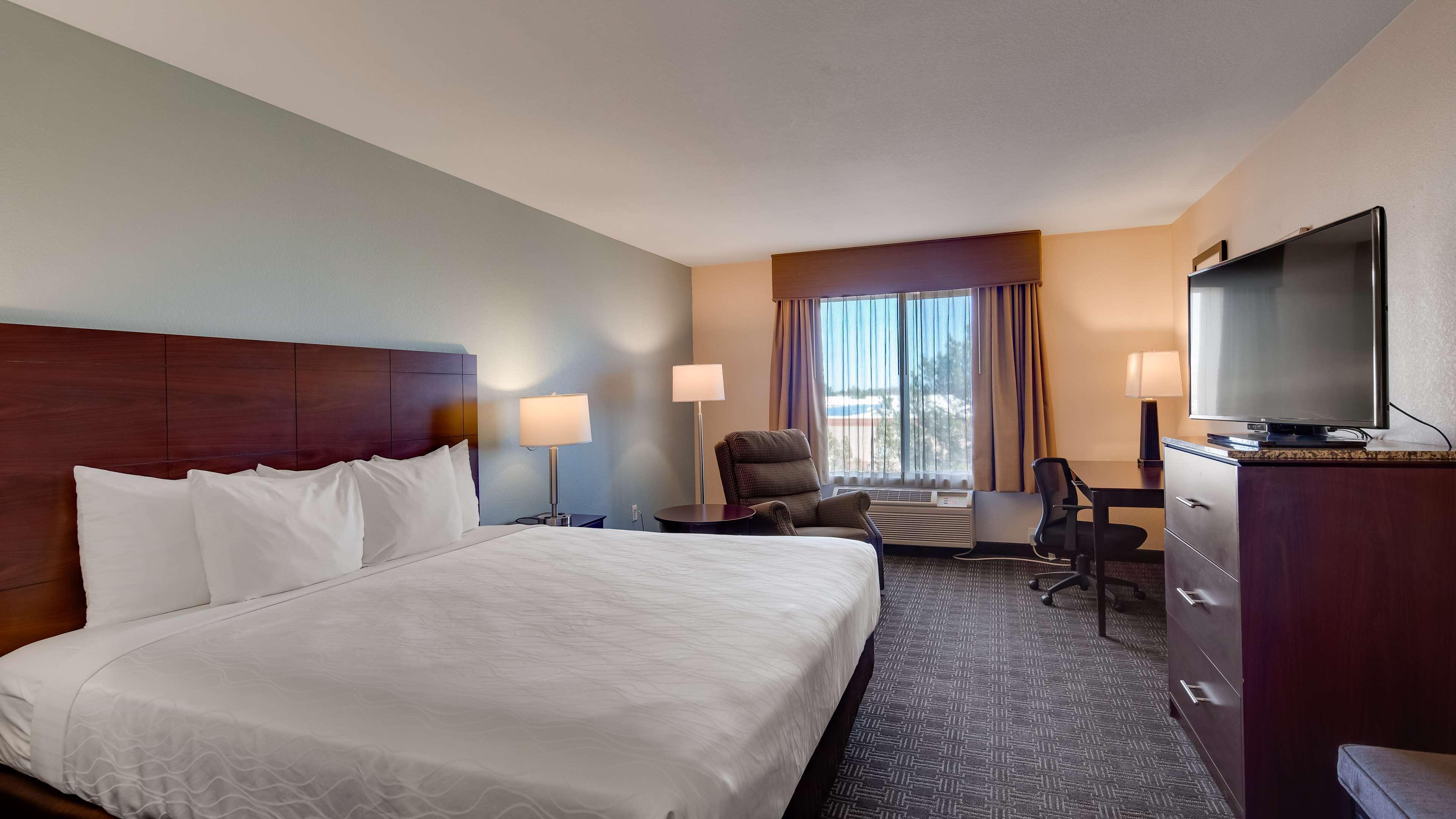 Best Western Plus Gateway & -