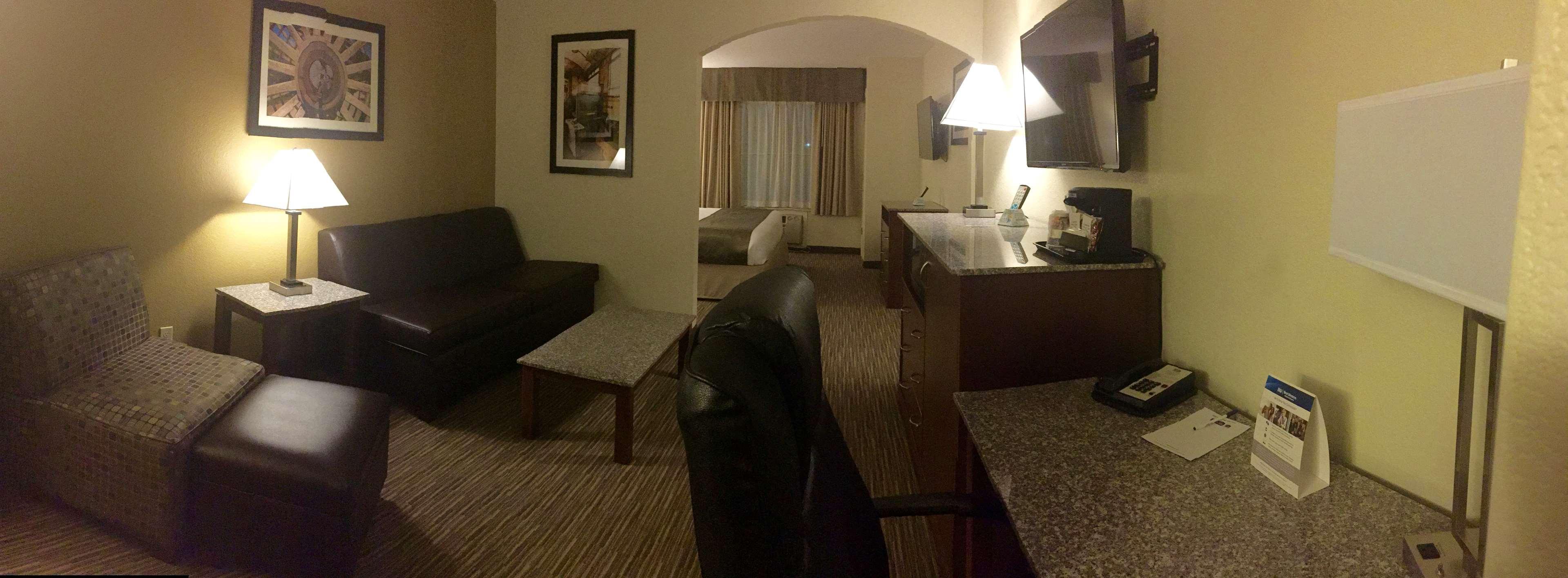 Best Western Executive &