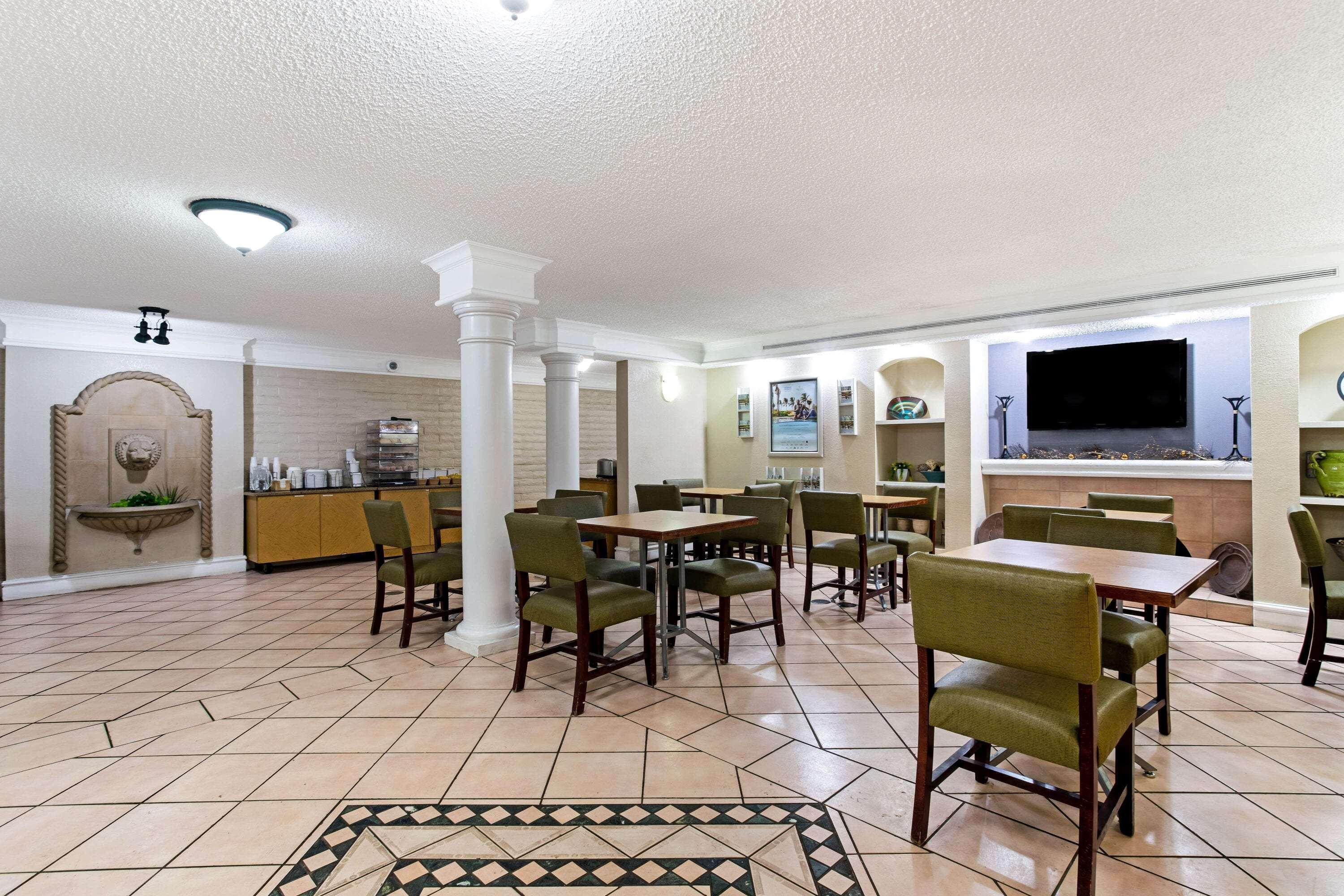 Hotel La Quinta By Wyndham Denver Northglenn