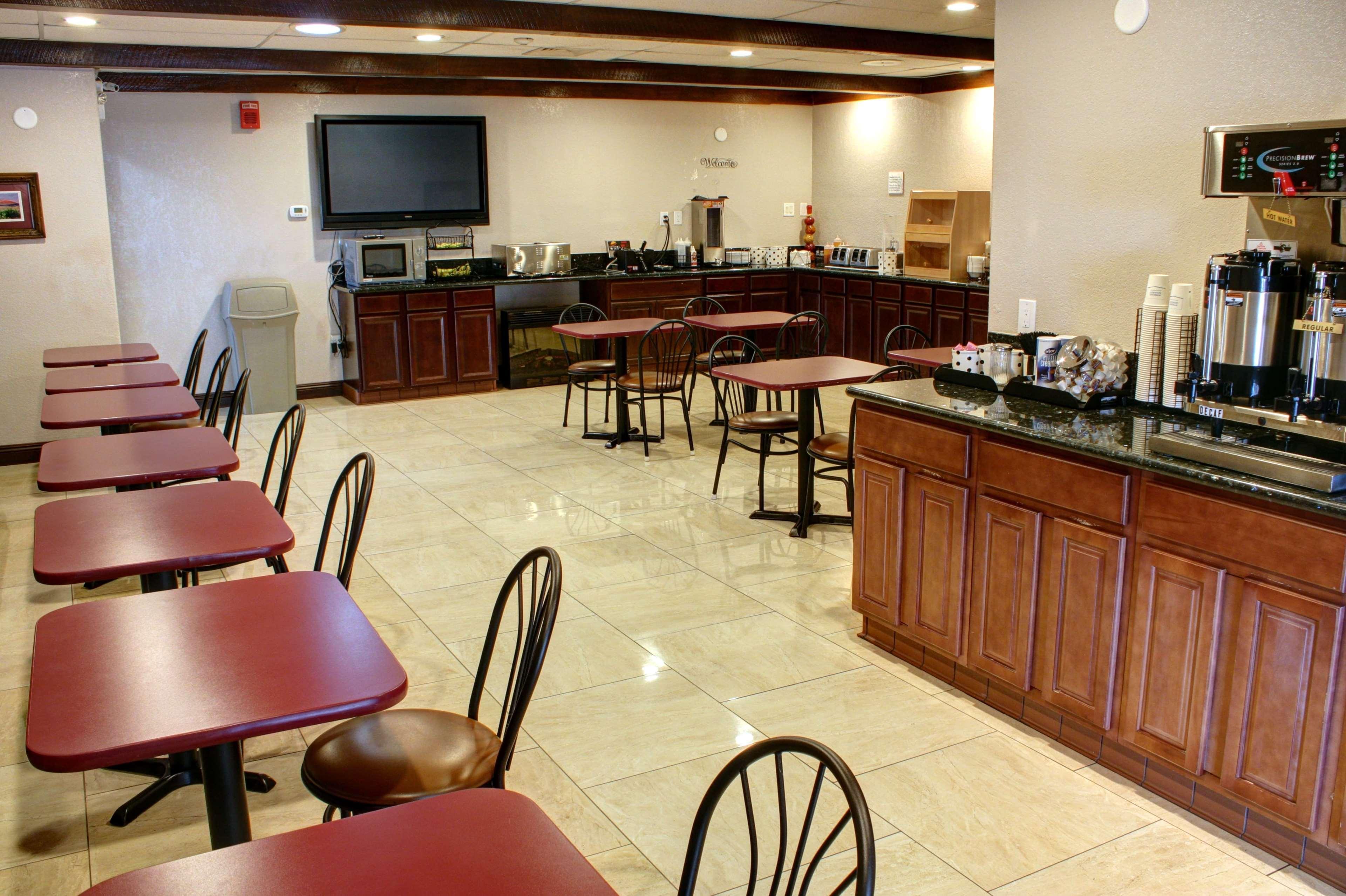 Ramada By Wyndham Hotel 3*