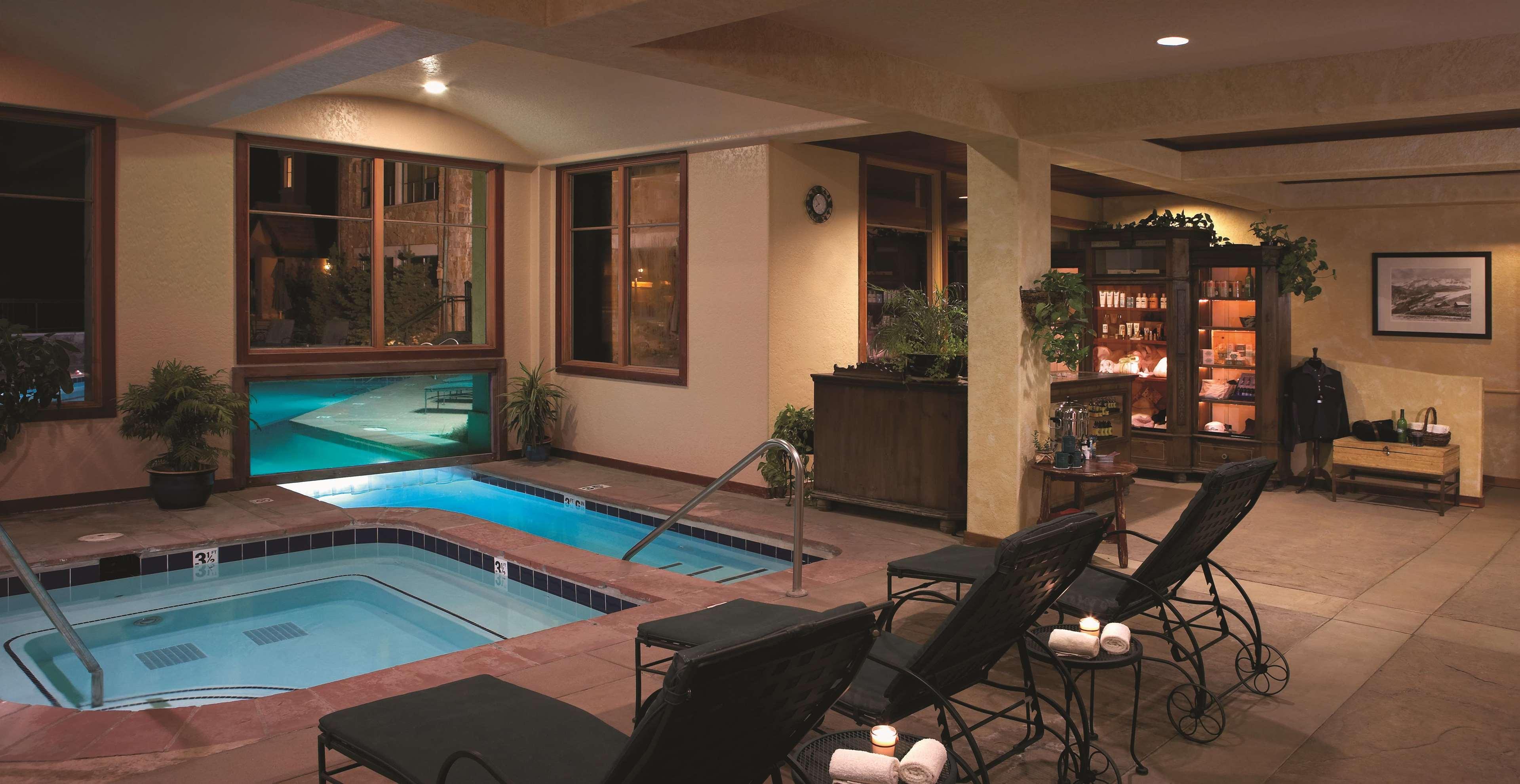 Fairmont Heritage Place, Franz Klammer * Telluride