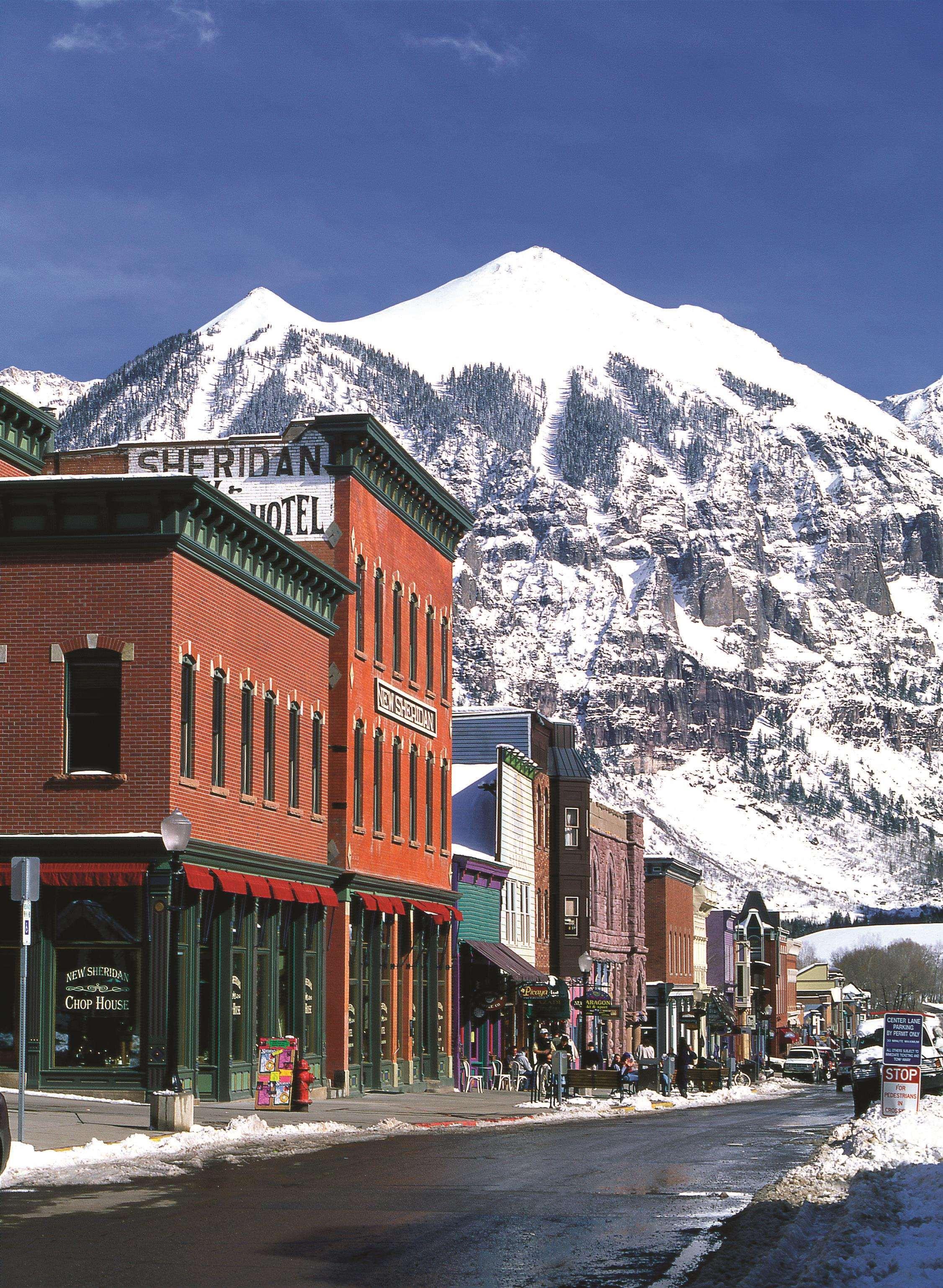 Fairmont Heritage Place, Franz Klammer *