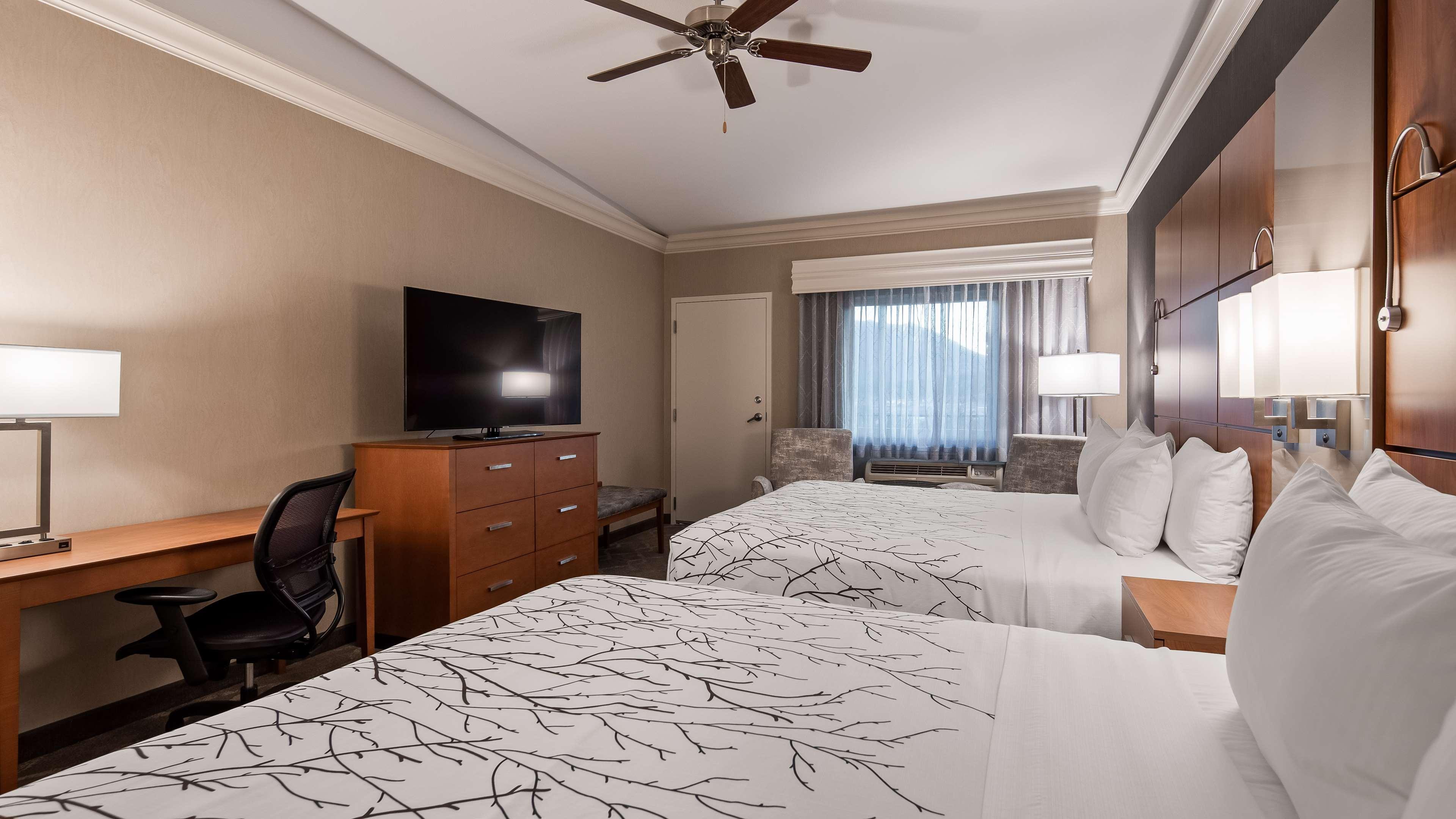 Best Western Plus Silver Saddle Hotel