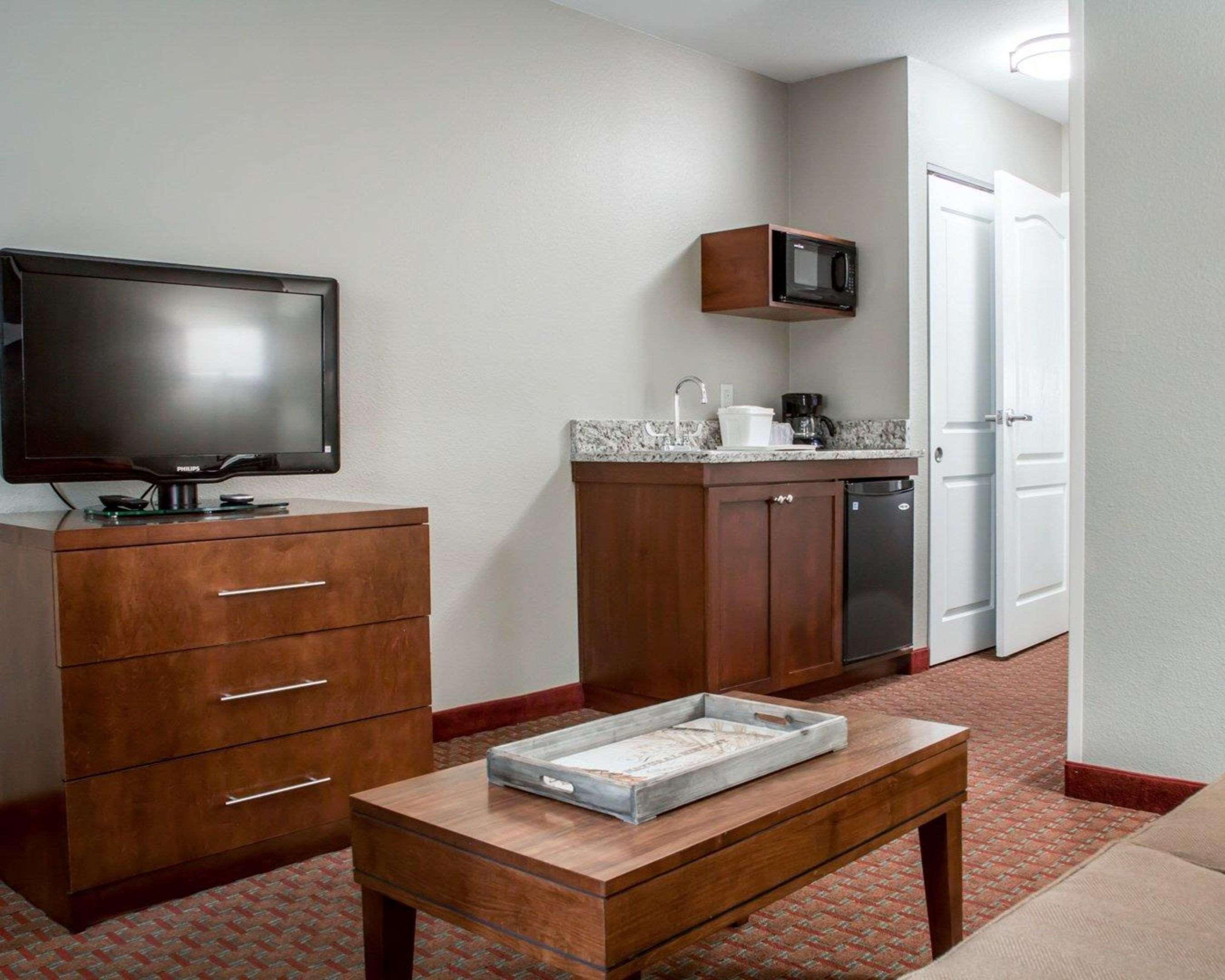 Comfort & On The Roaring Fork Carbondale