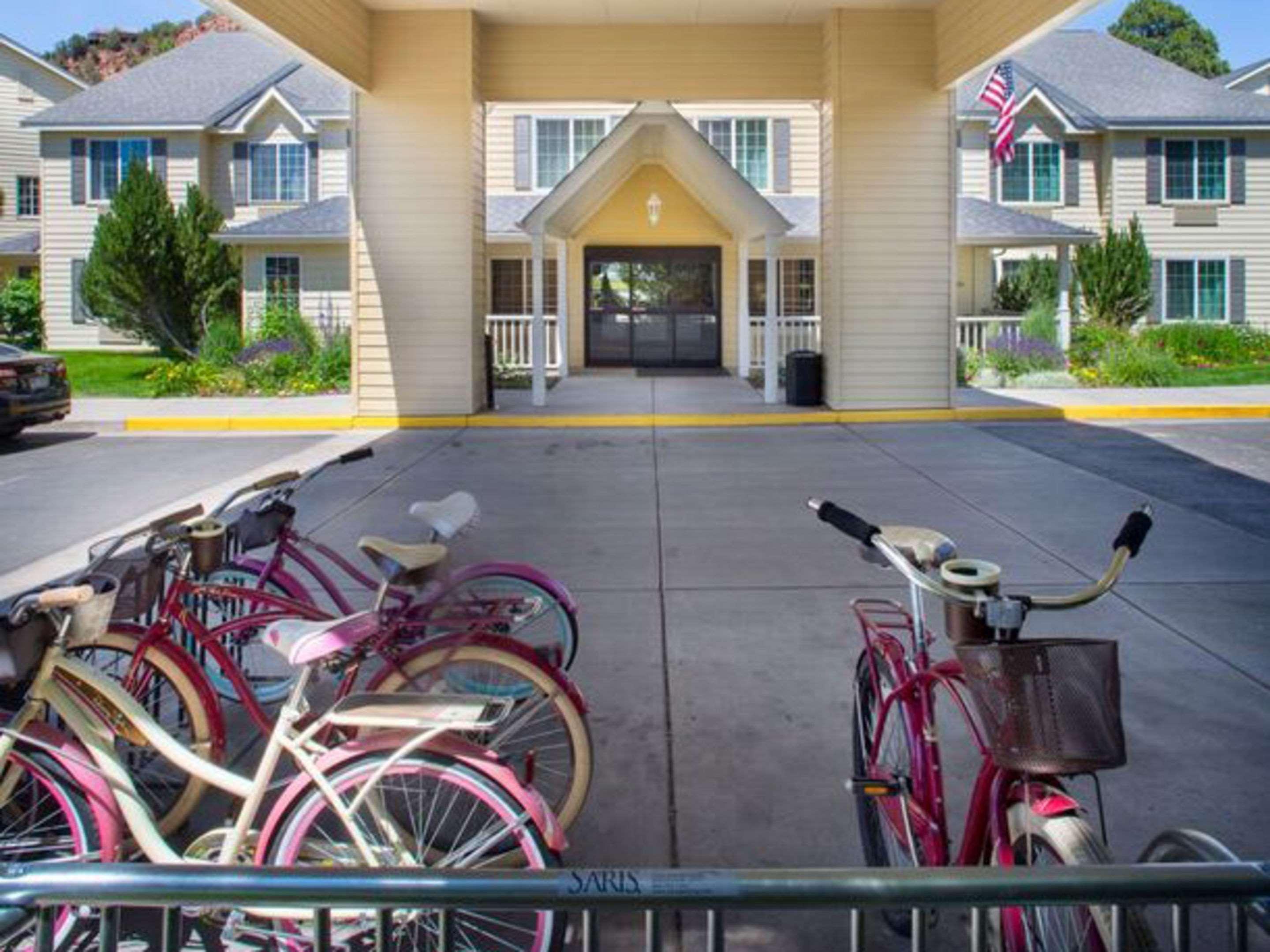 Hotel Comfort & On The Roaring Fork Carbondale