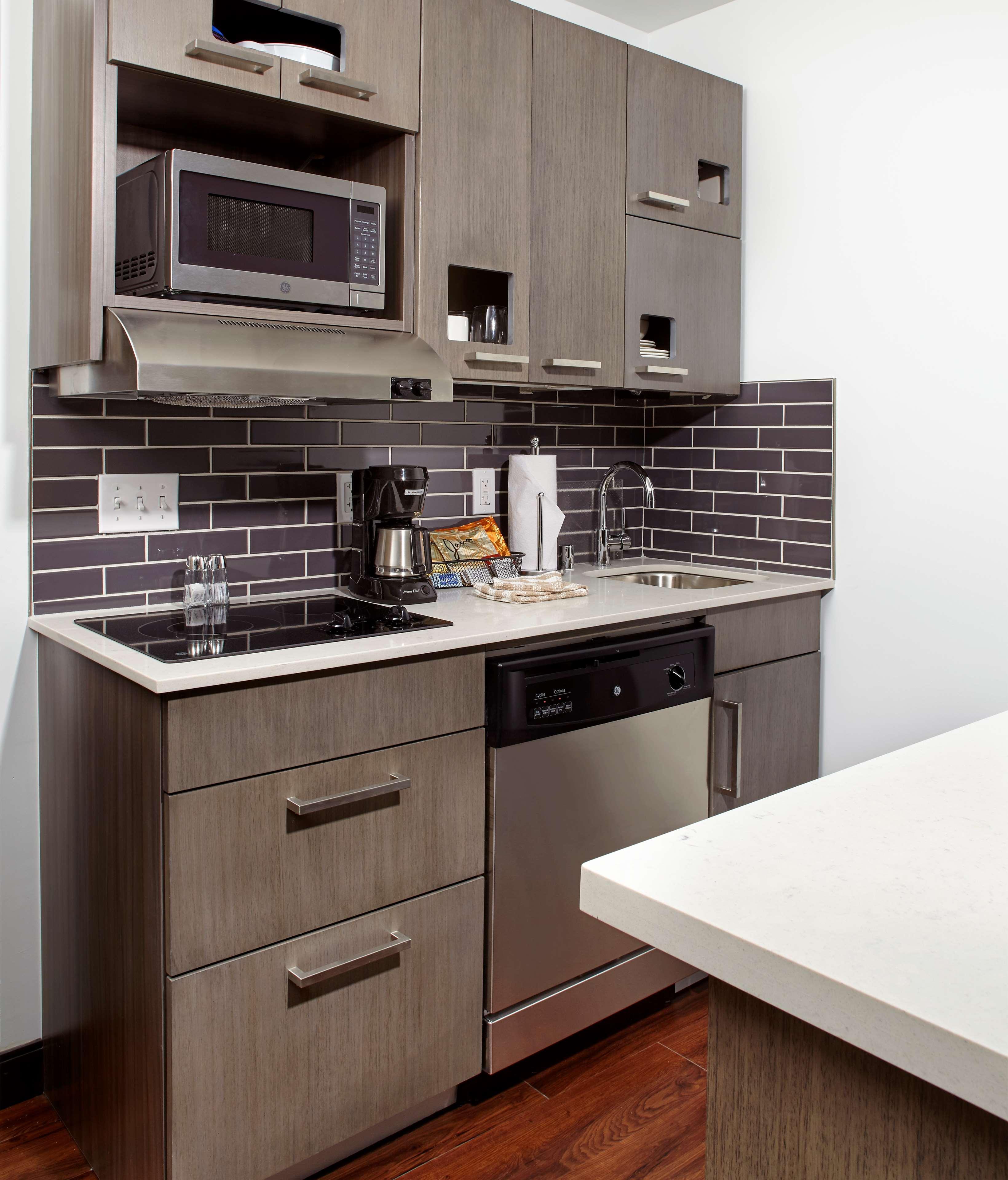 Hyatt House Denver Belmar