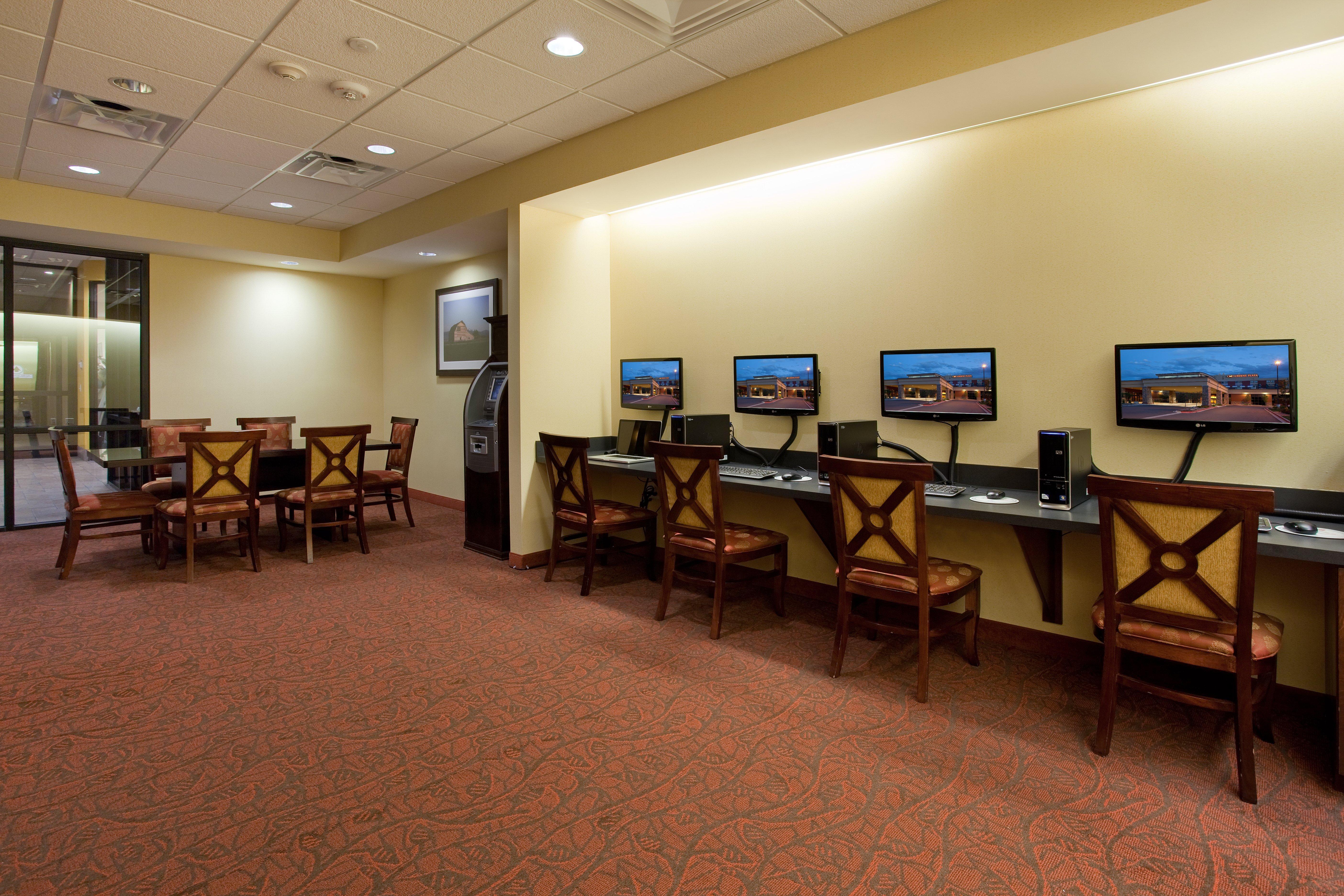 Hotel Crowne Plaza International Airport, An Ihg DEN