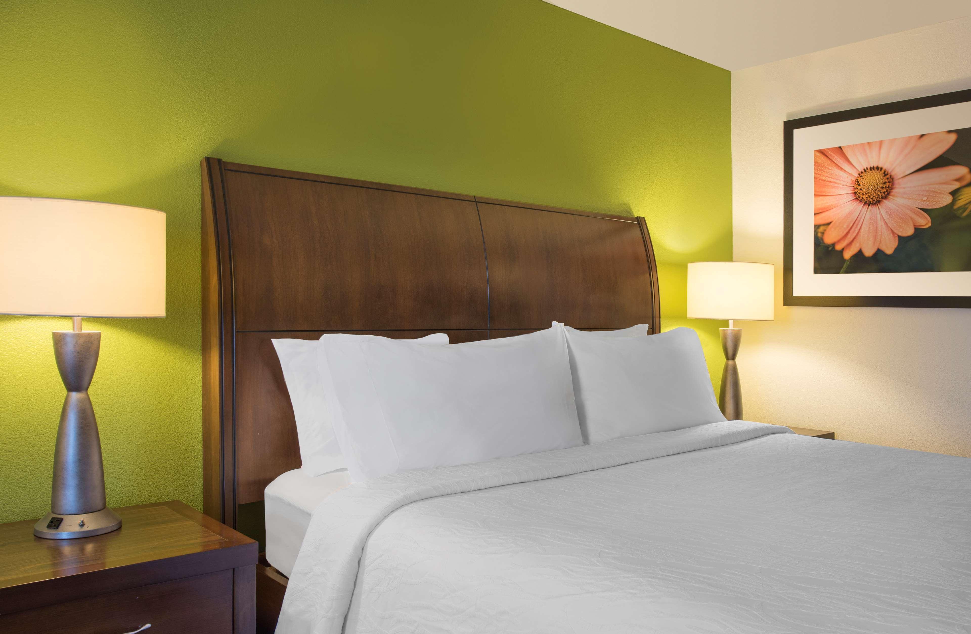 Hilton Garden Denver South Park Meadows Area Hotel Centennial