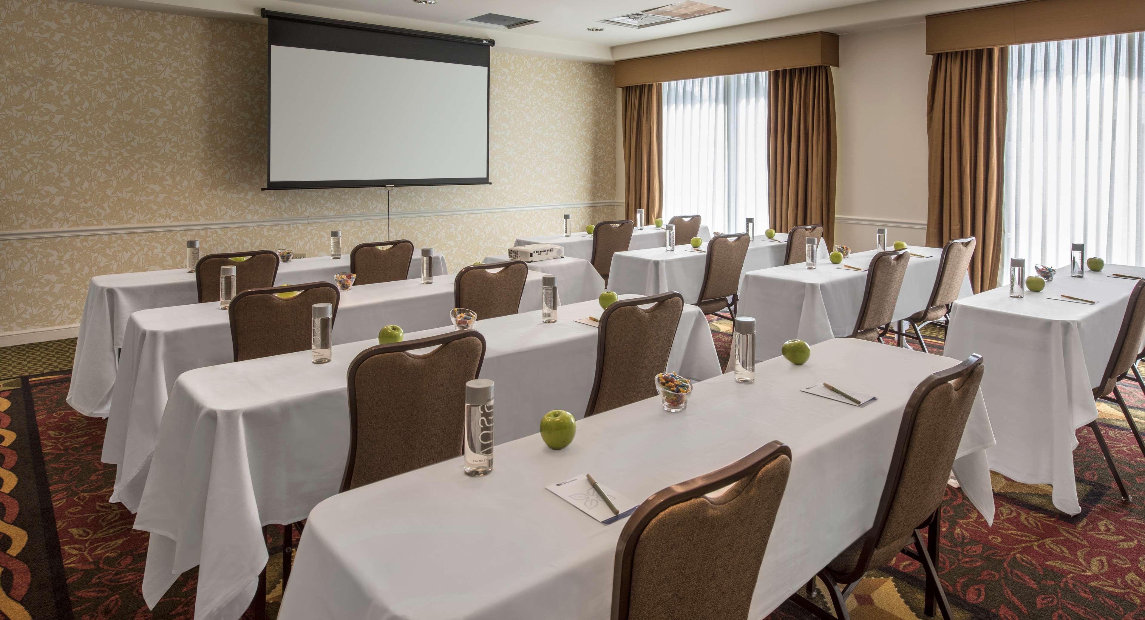 Hotel Hilton Garden Denver South Park Meadows Area 3*