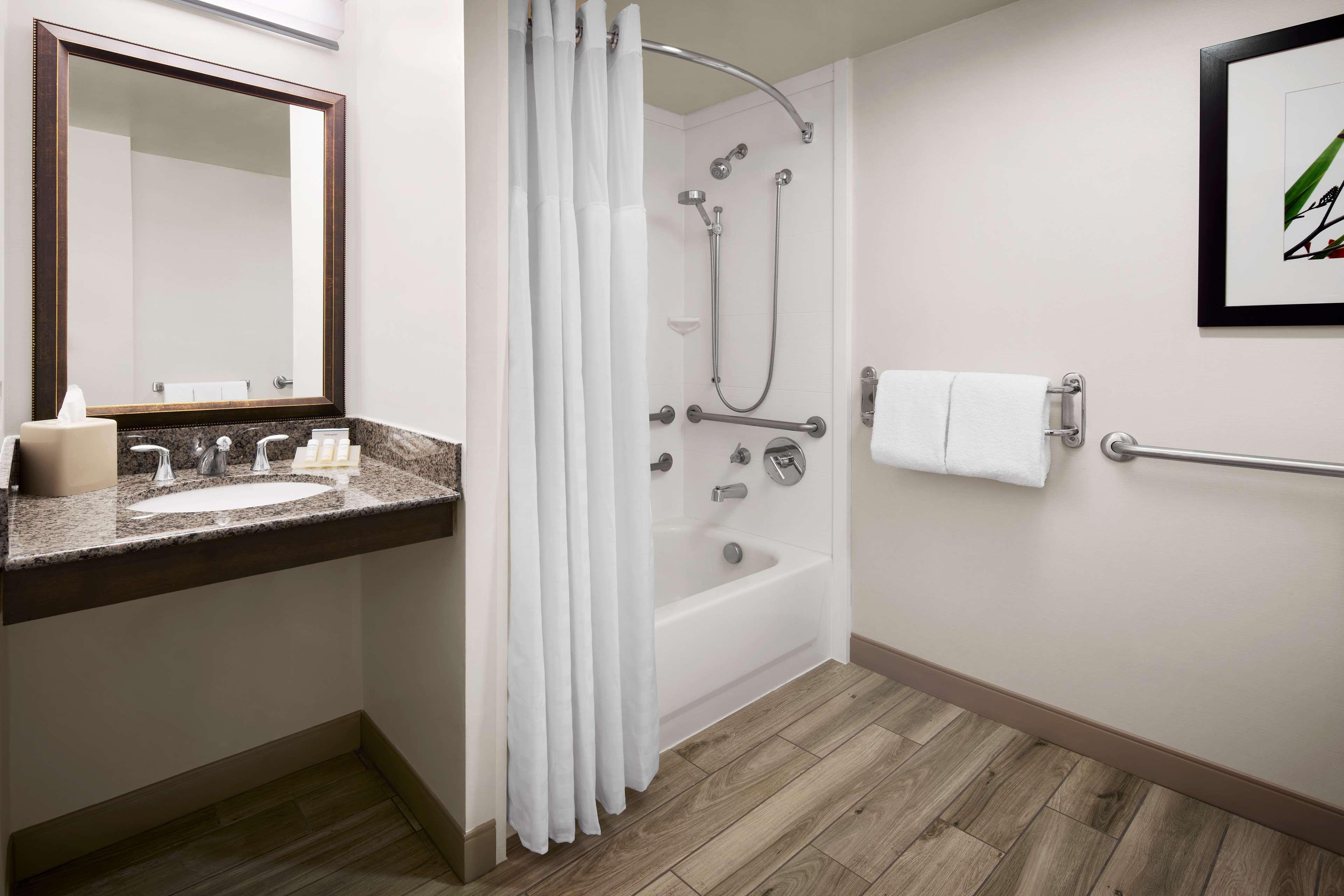 Hilton Garden Denver South Park Meadows Area