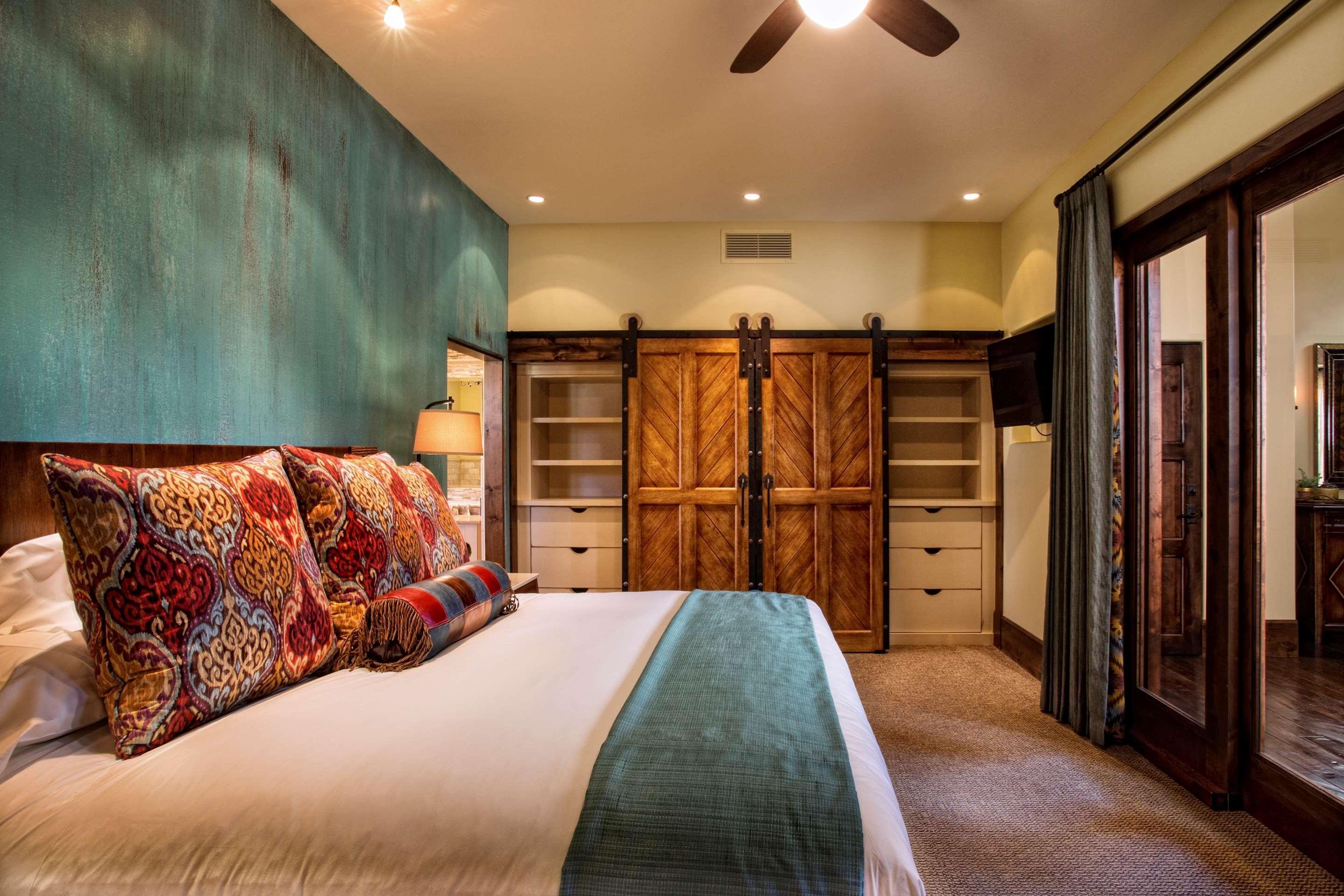 Resort Canyons Resort, A Noble House