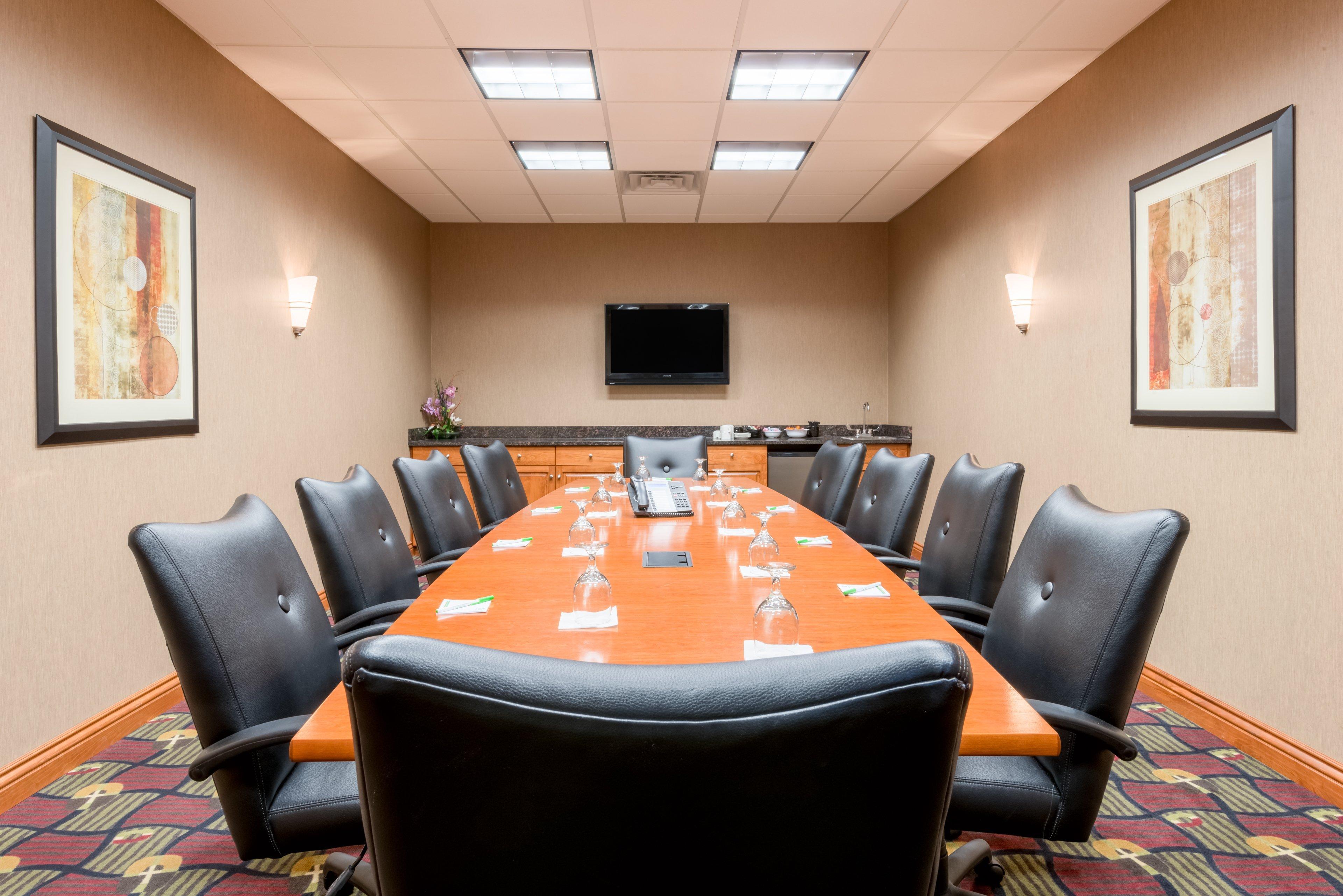 Holiday & Grand Junction-airport By Ihg