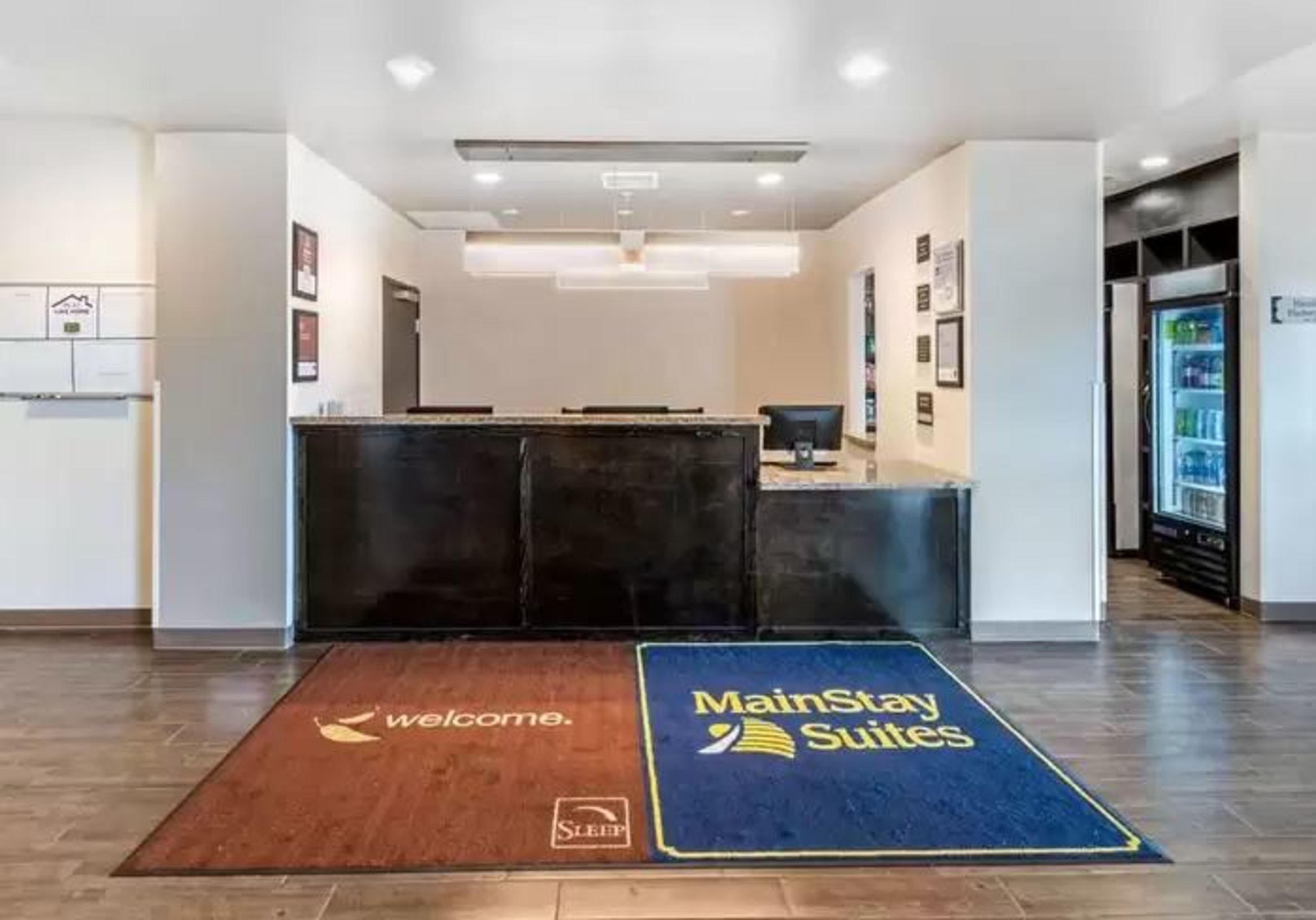 Hotel Mainstay International Airport
