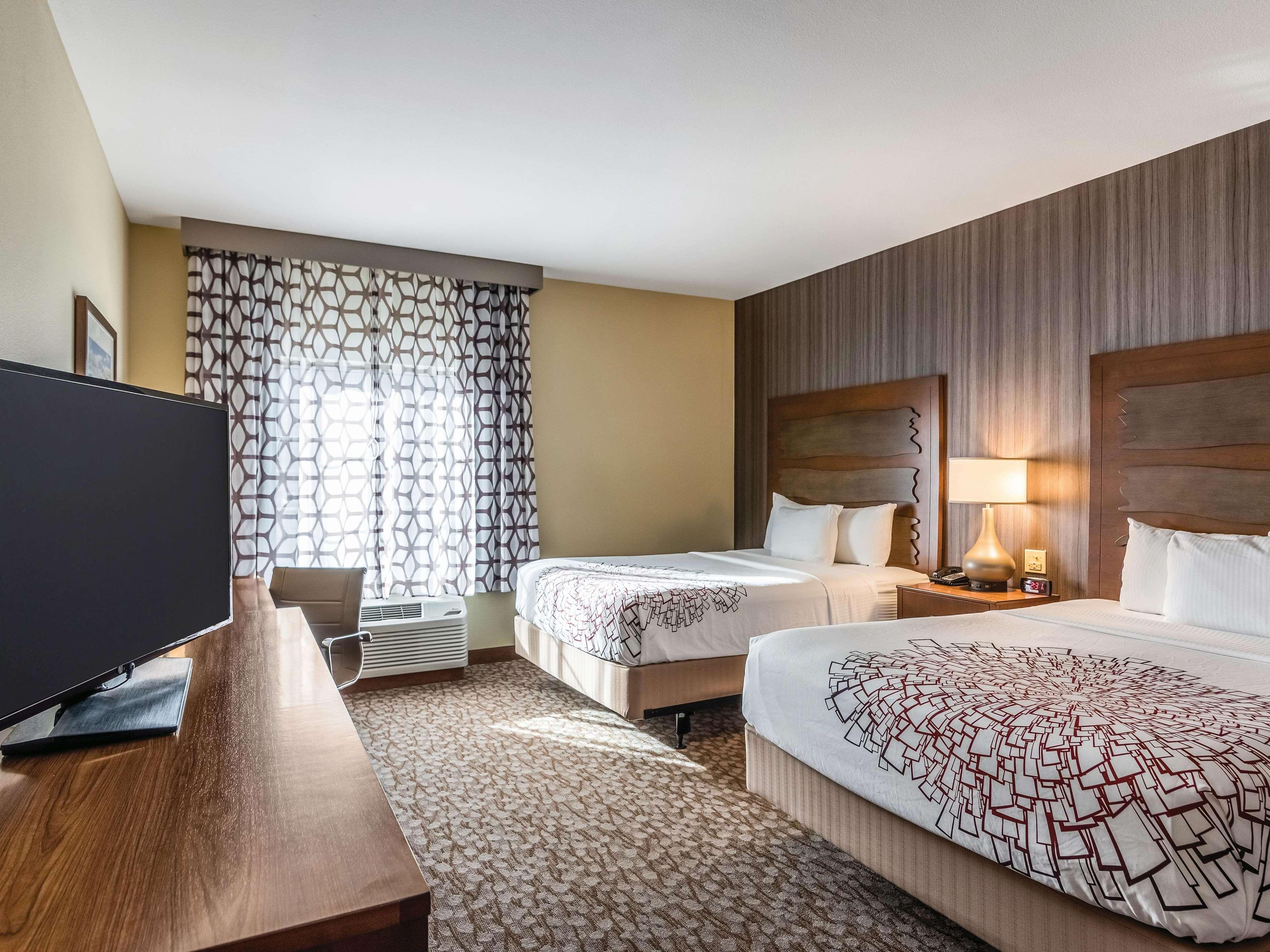 La Quinta By Wyndham Hotel
