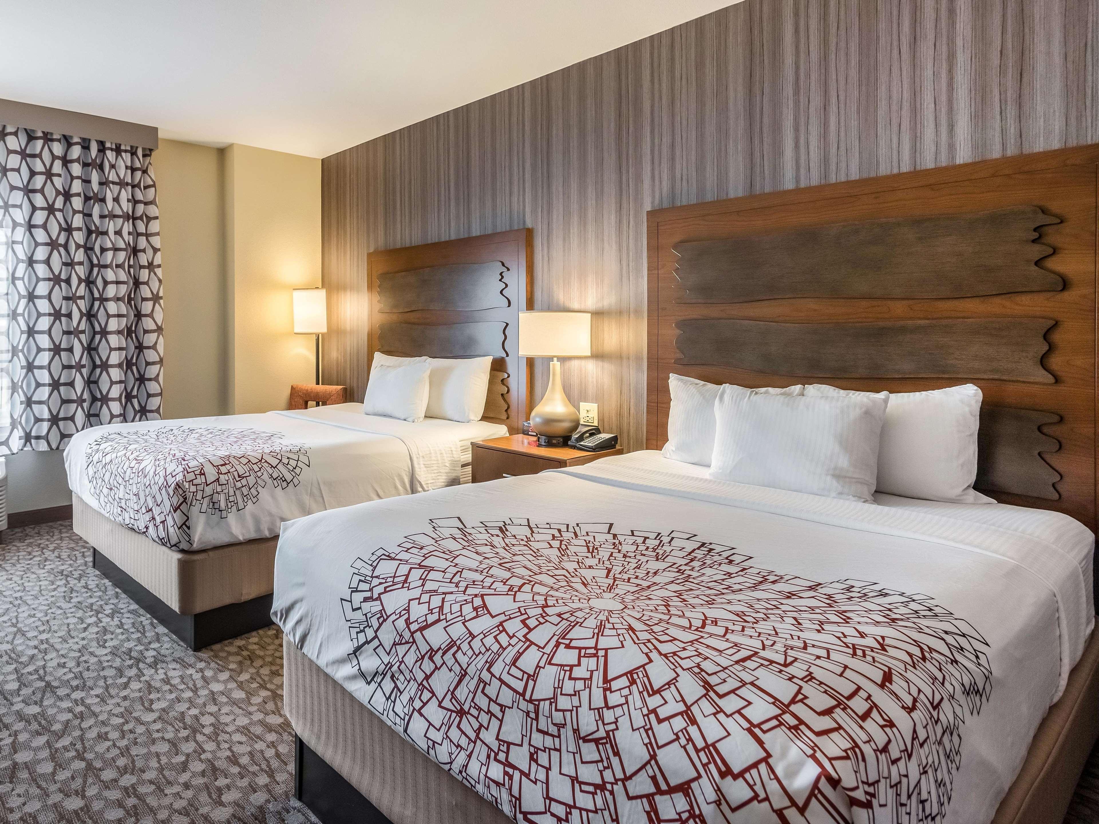 Hotel La Quinta By Wyndham 3*