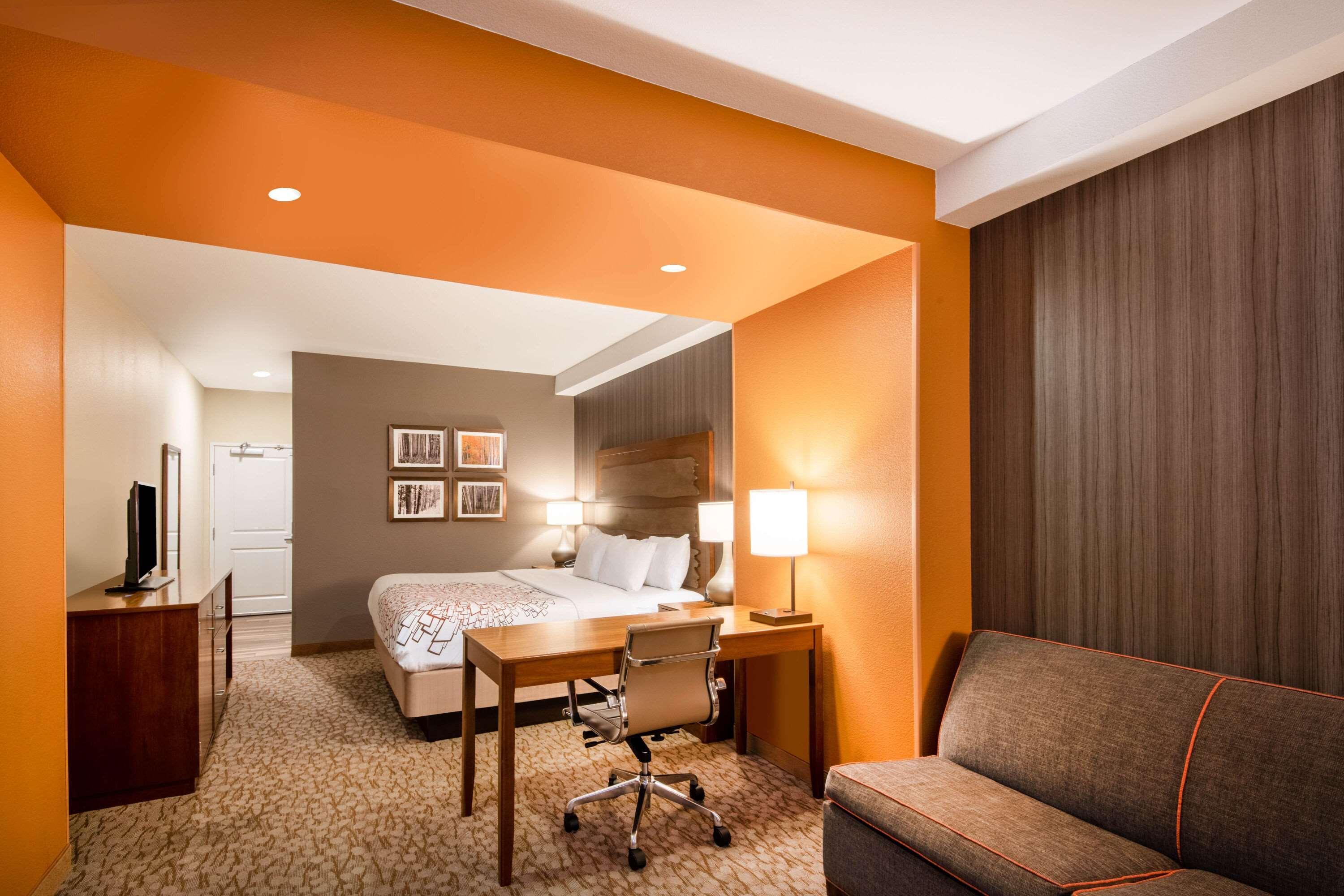 Hotel La Quinta By Wyndham 3*