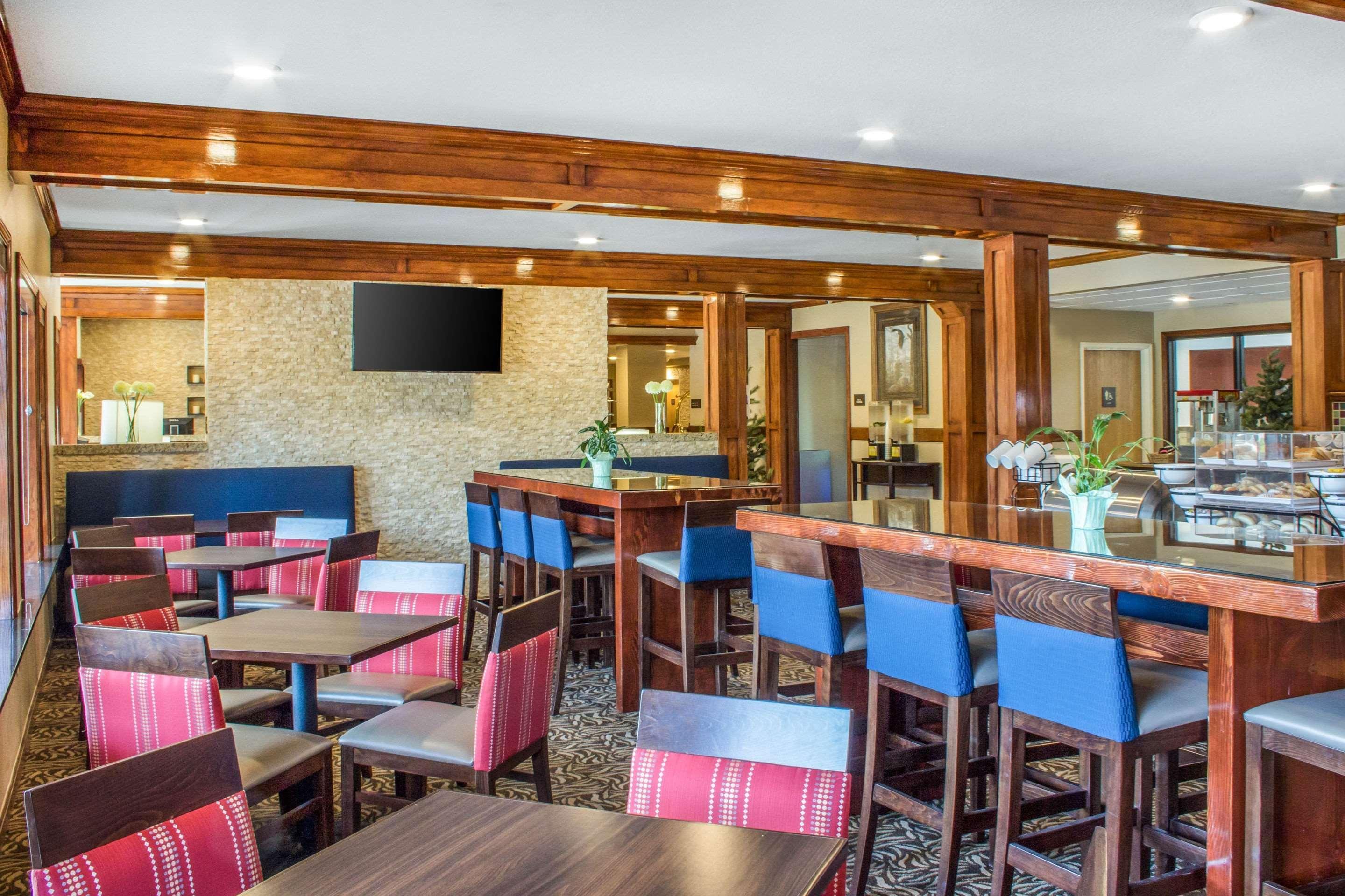 Hotel Comfort & 3*