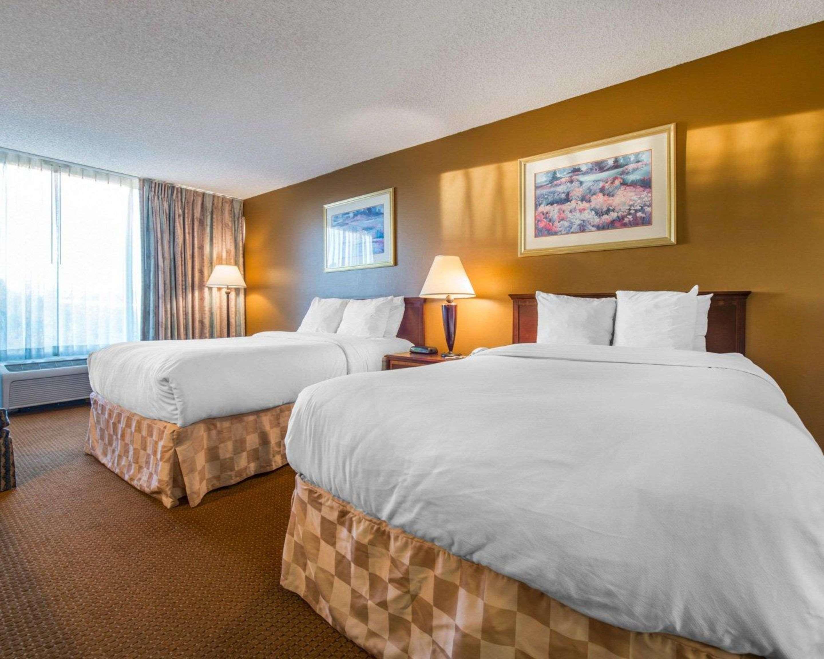 Clarion And Events Center North Inn