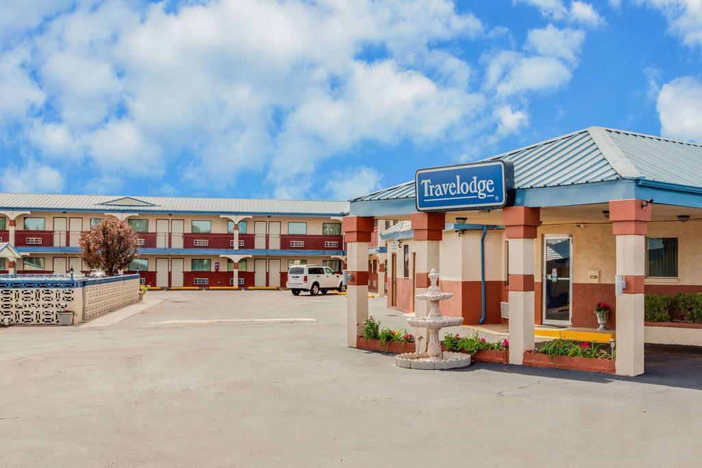 A Riverside Hotel