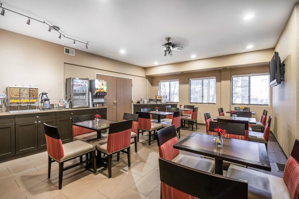Comfort Denver Tech Center Area Hotel 3*