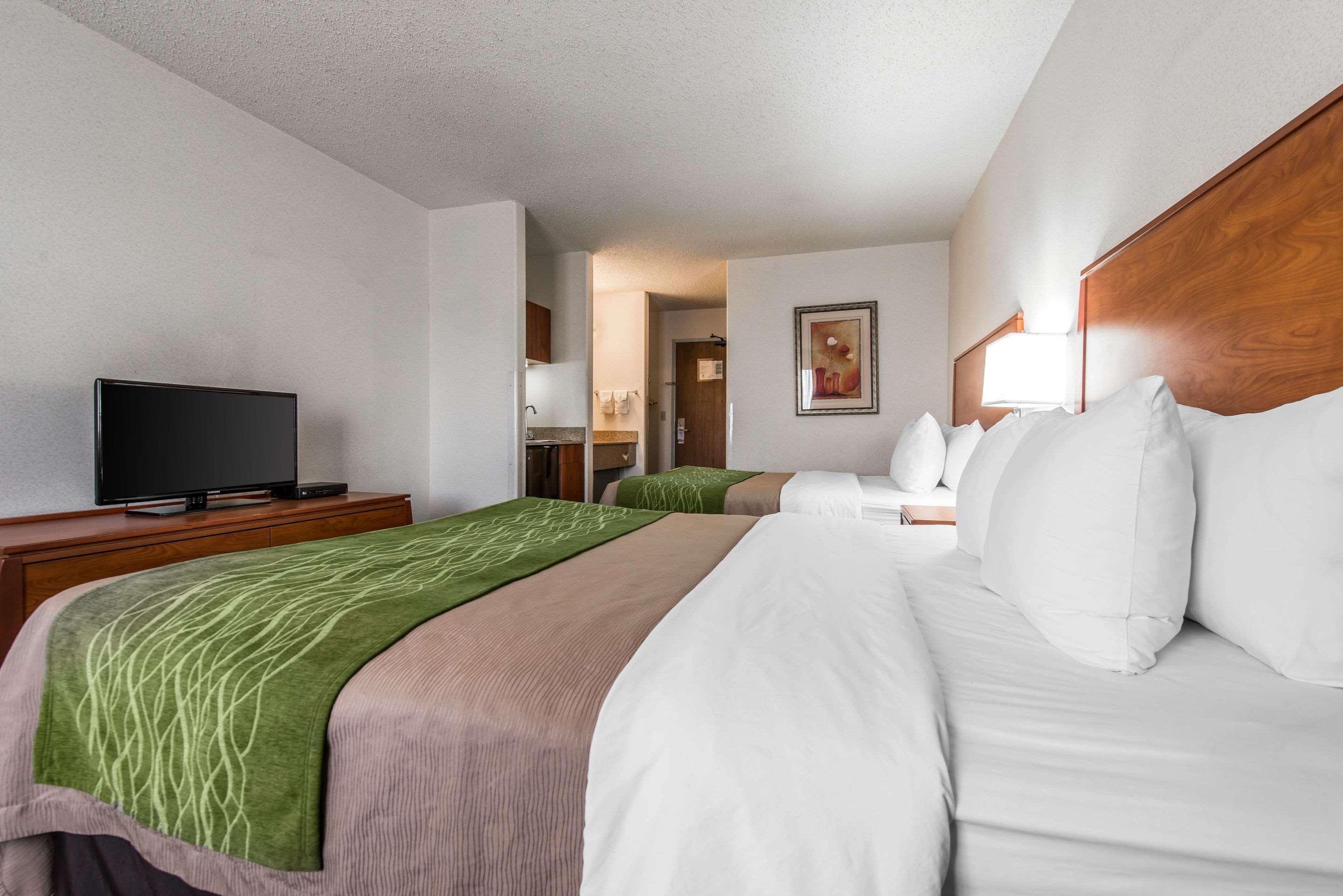 Quality Denver Inn 2*