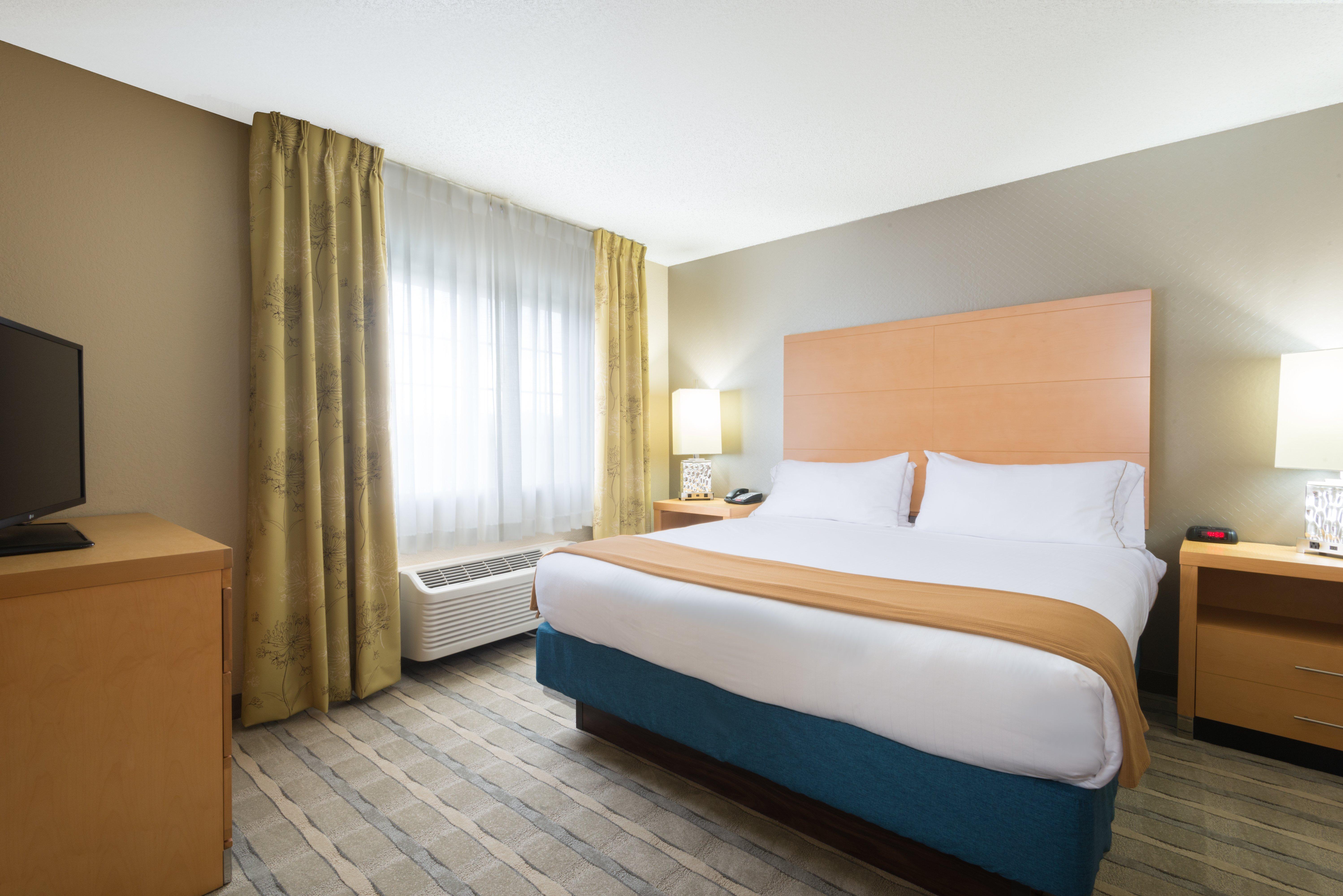 Express & Wheat Ridge-denver West By Ihg 3*