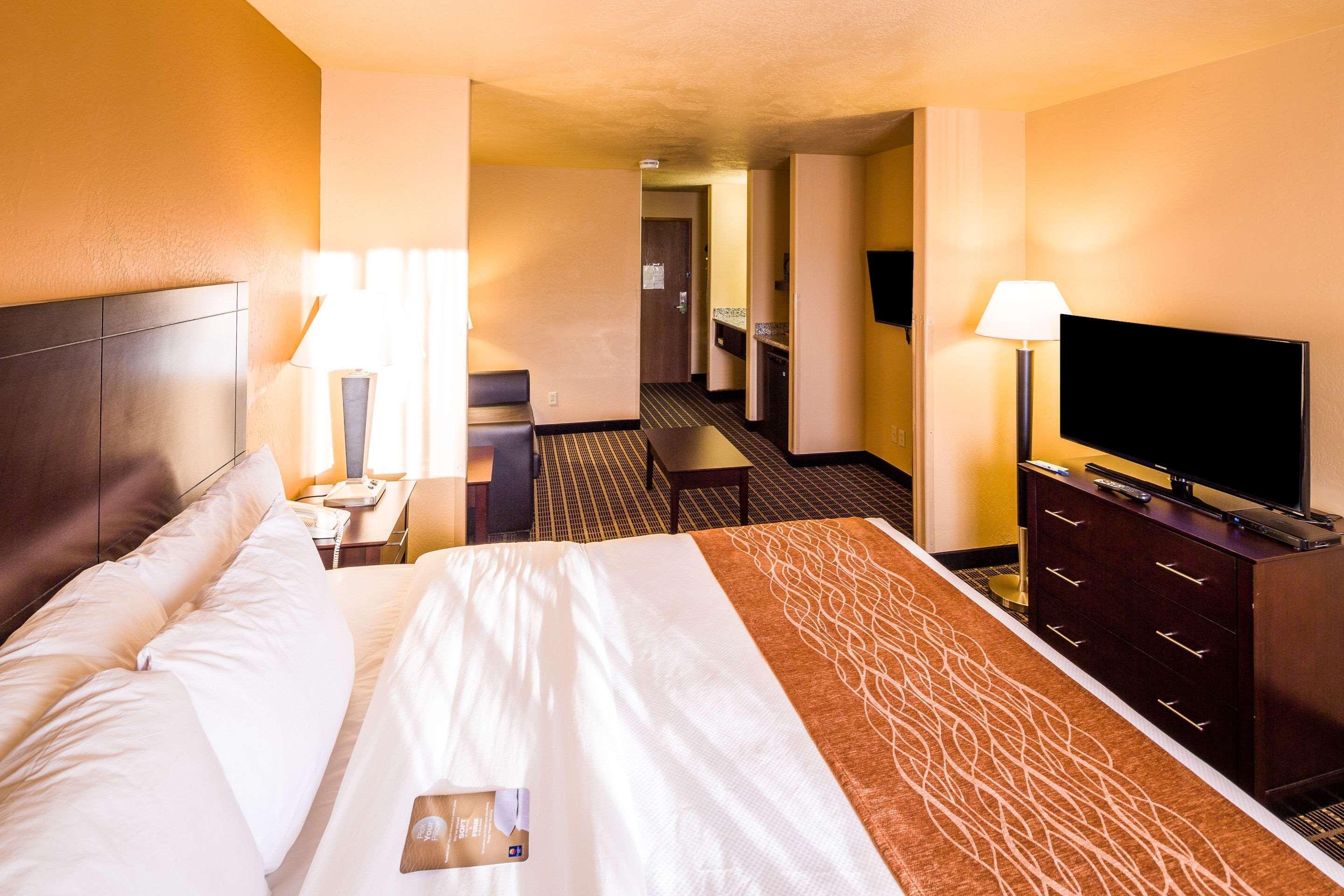 Hotel Comfort & Gunnison-crested Butte 3*