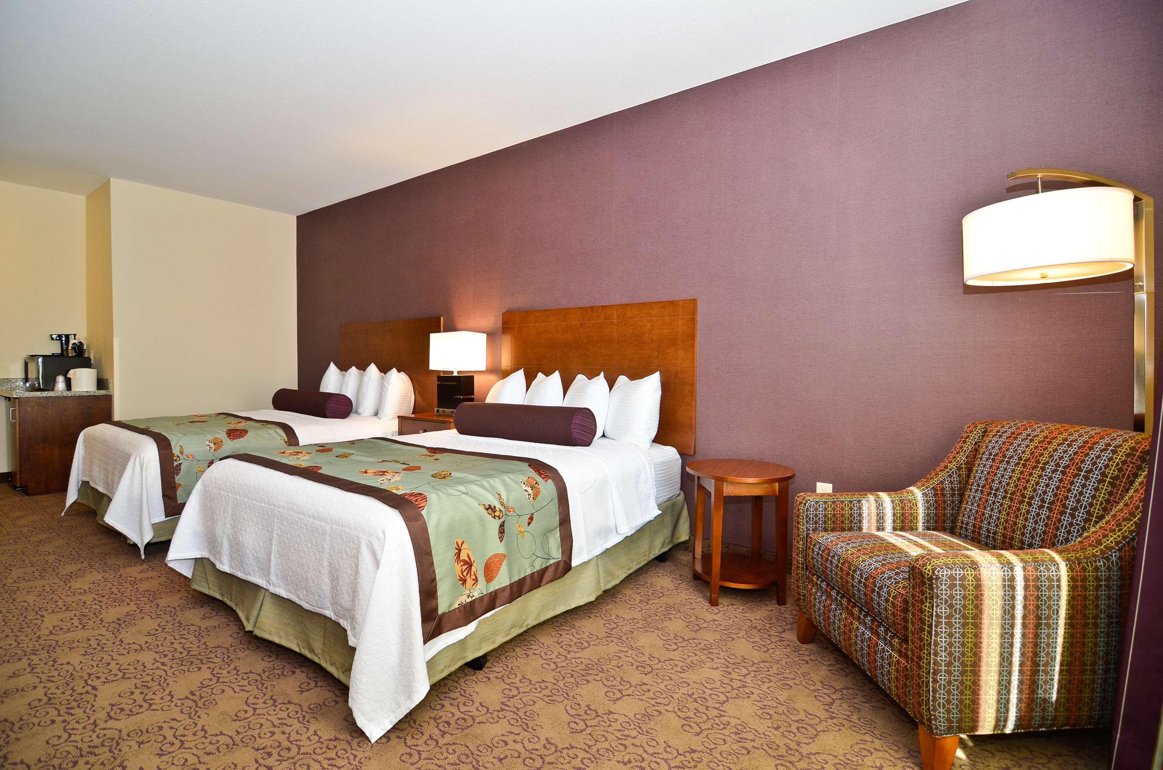 Hotel Western Carousel & Burlington