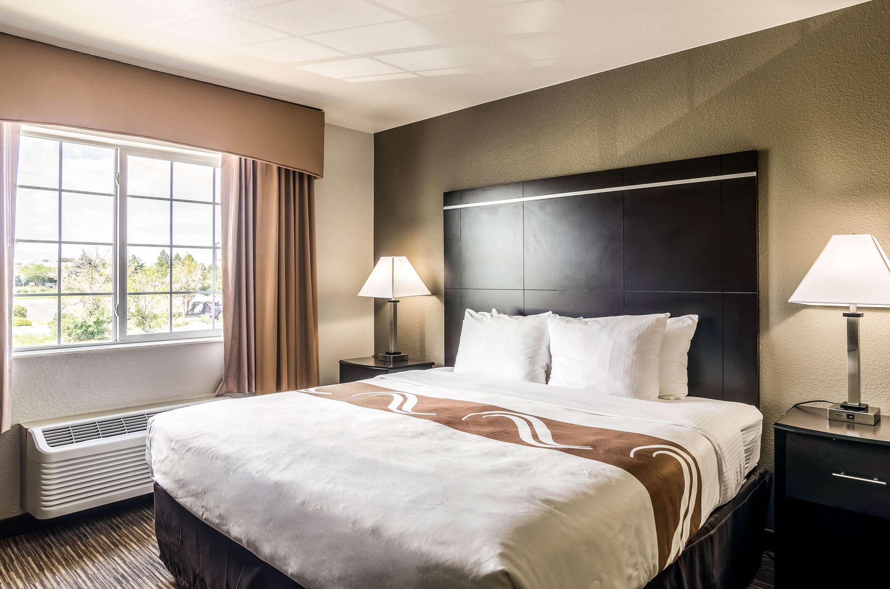 Quality & - Broomfield Hotel