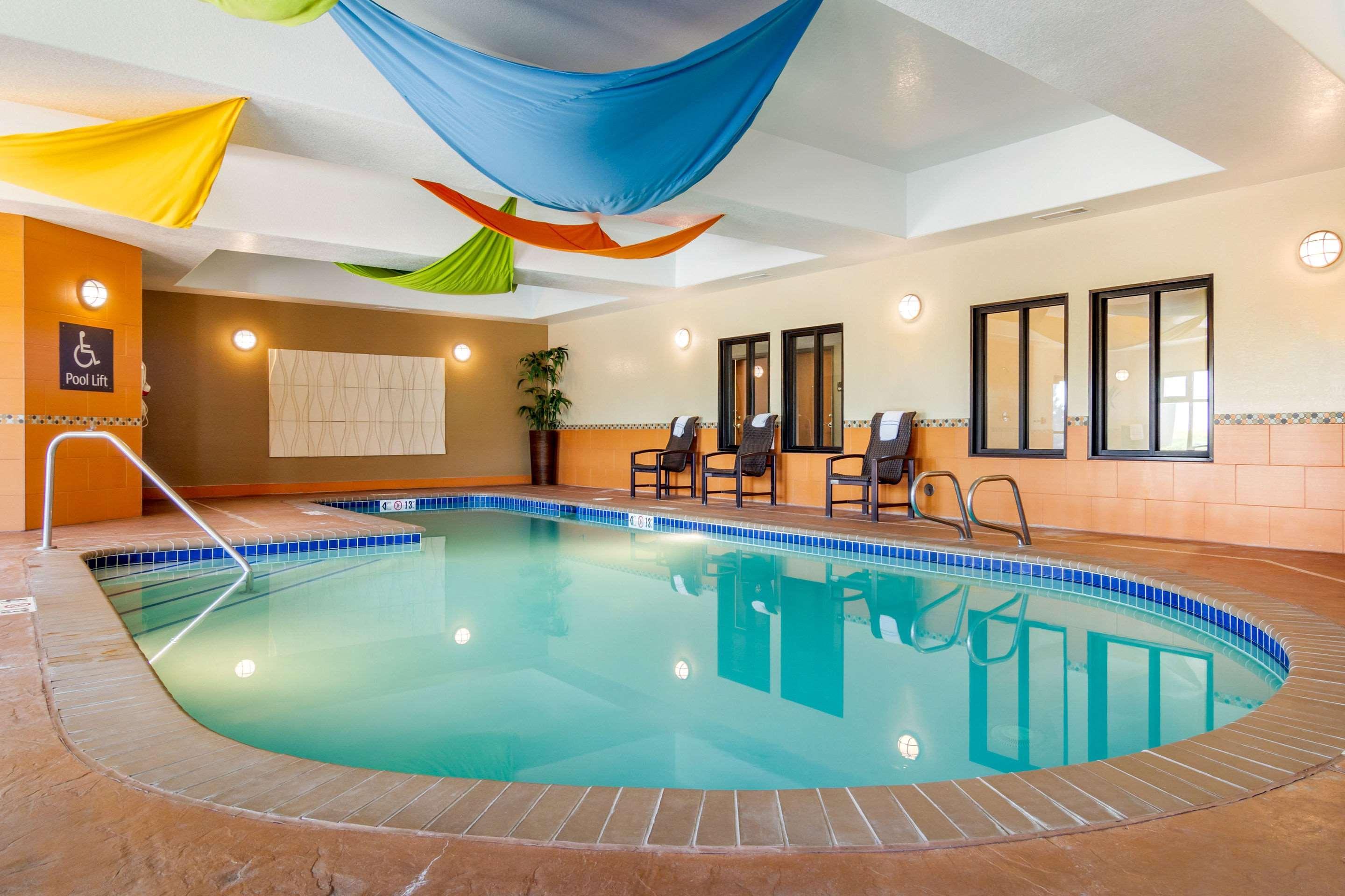 Hotel Comfort & Denver Ne Medical Center Brighton