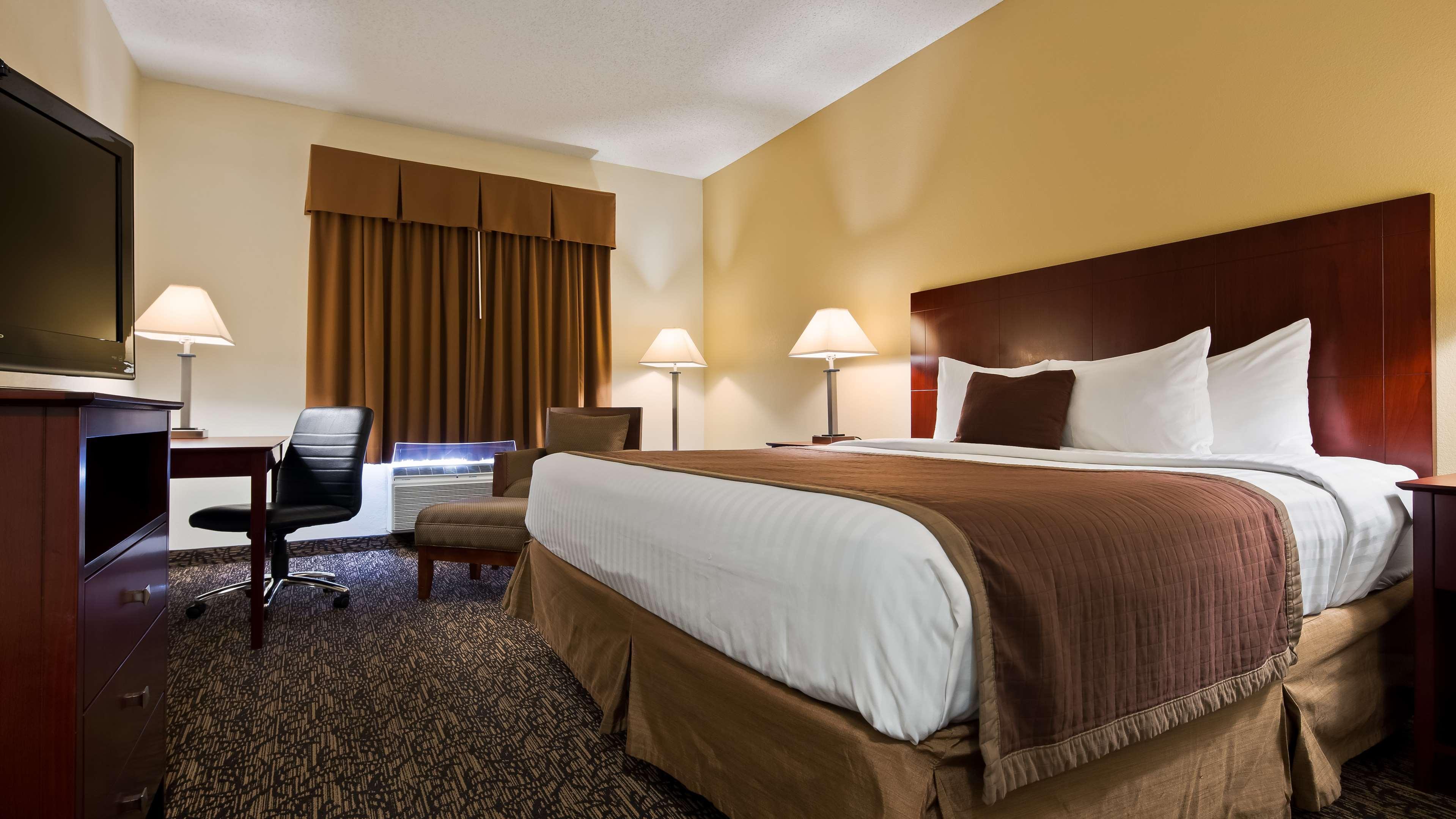 Western Boulder Hotel Louisville