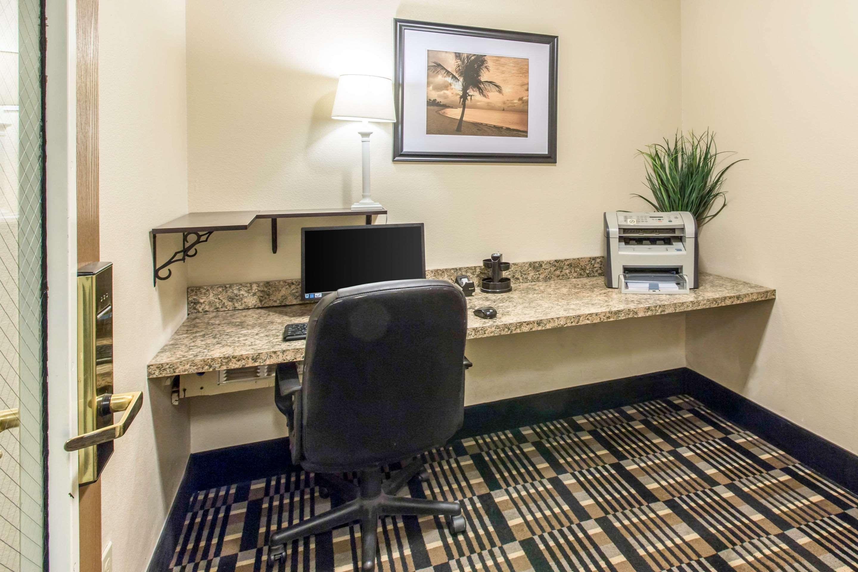 Quality And - Copper Mountain Hotel 2*