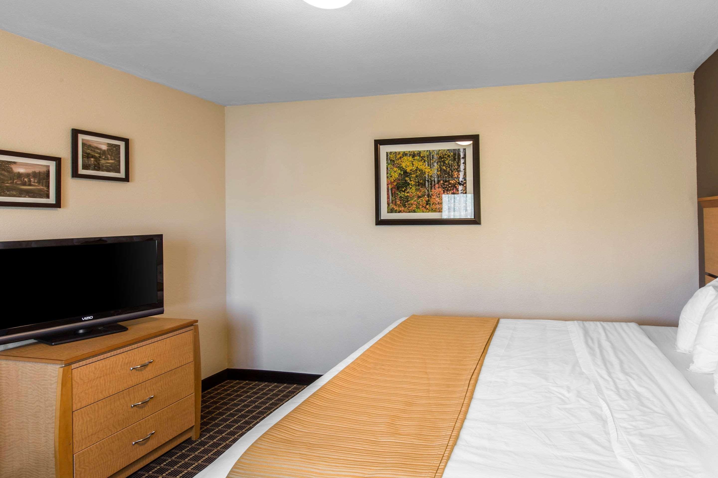 Quality And - Copper Mountain Hotel