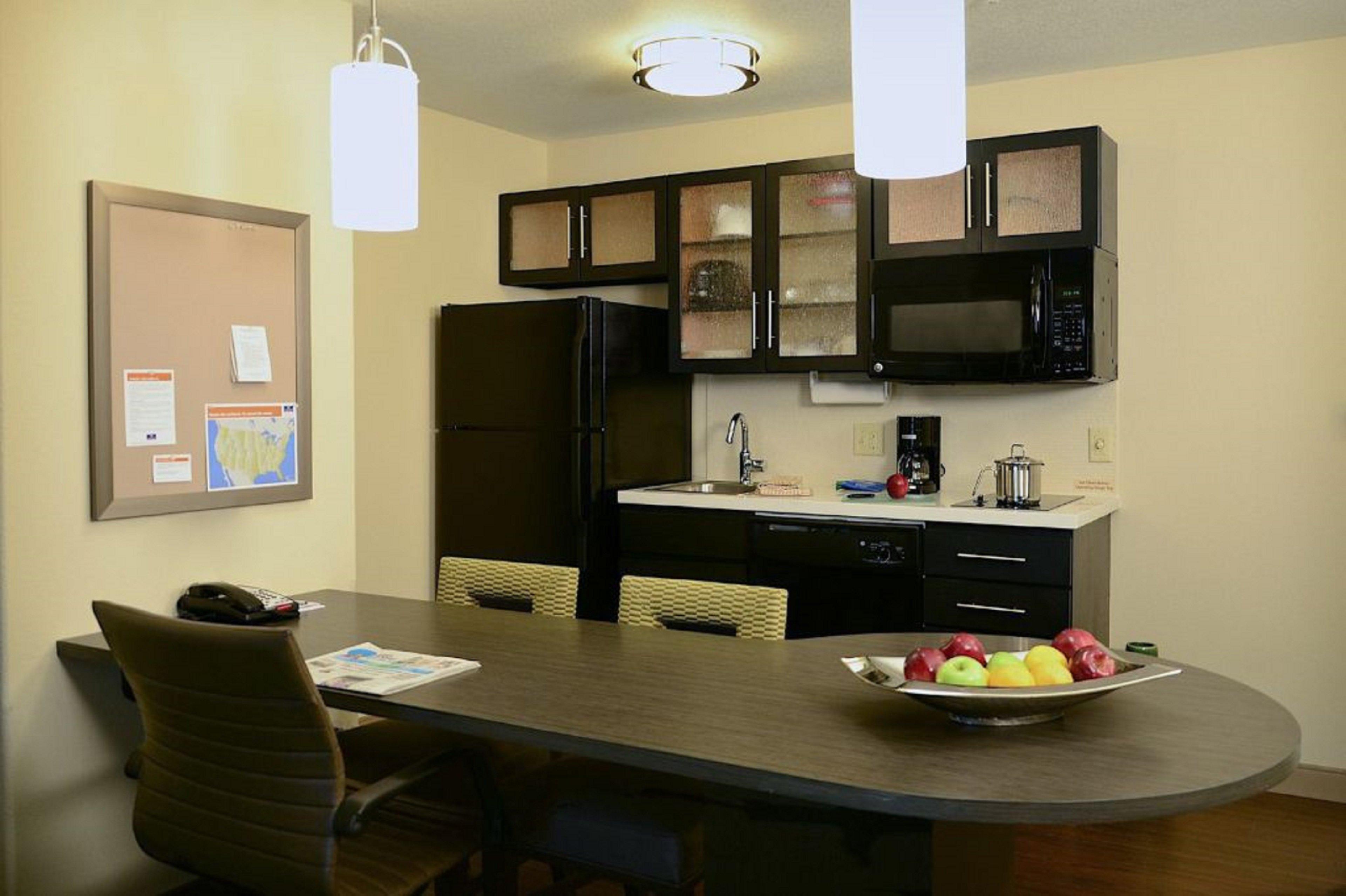Candlewood Denver Northeast - By Ihg Brighton