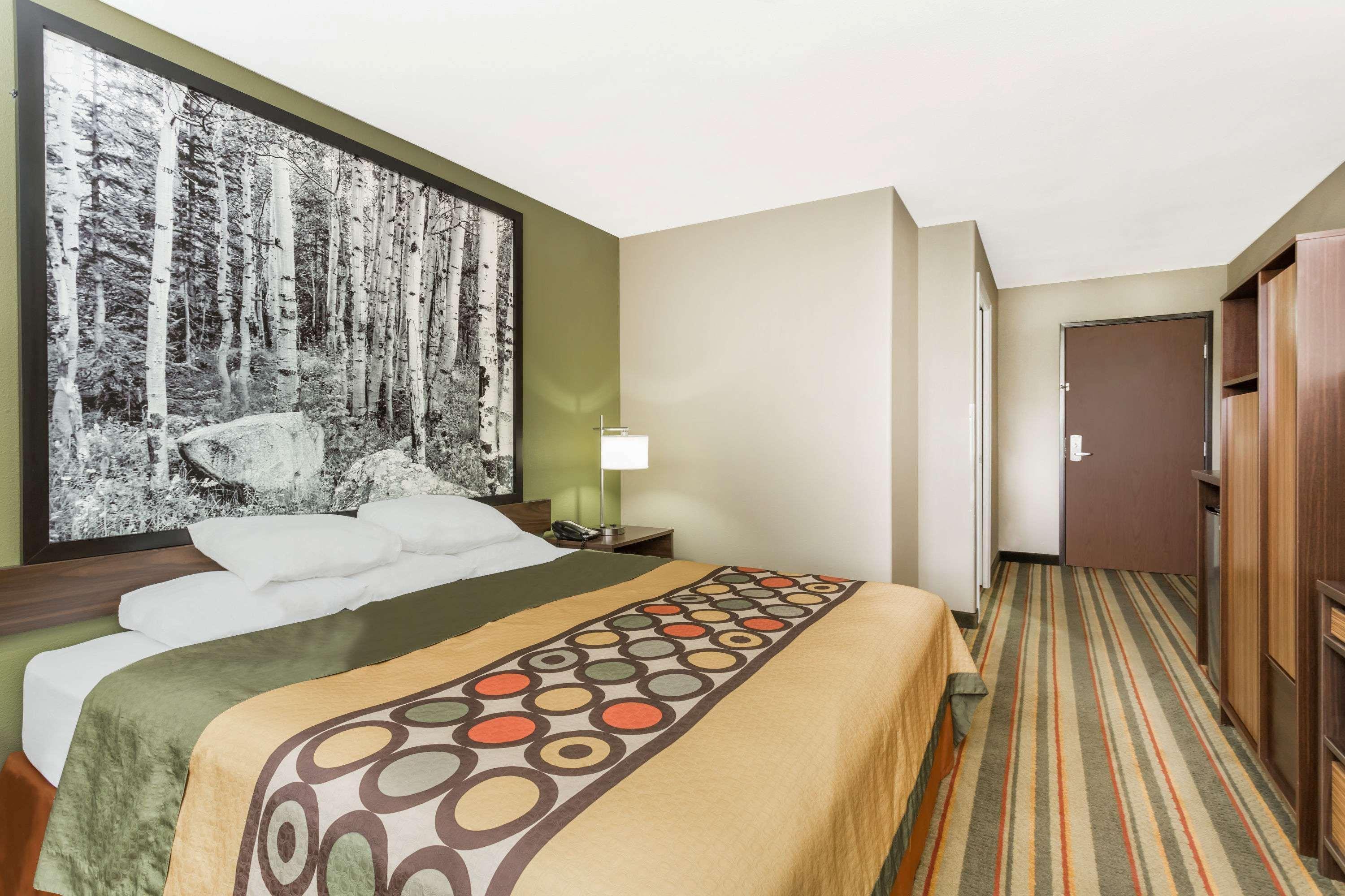 Super 8 By Wyndham
