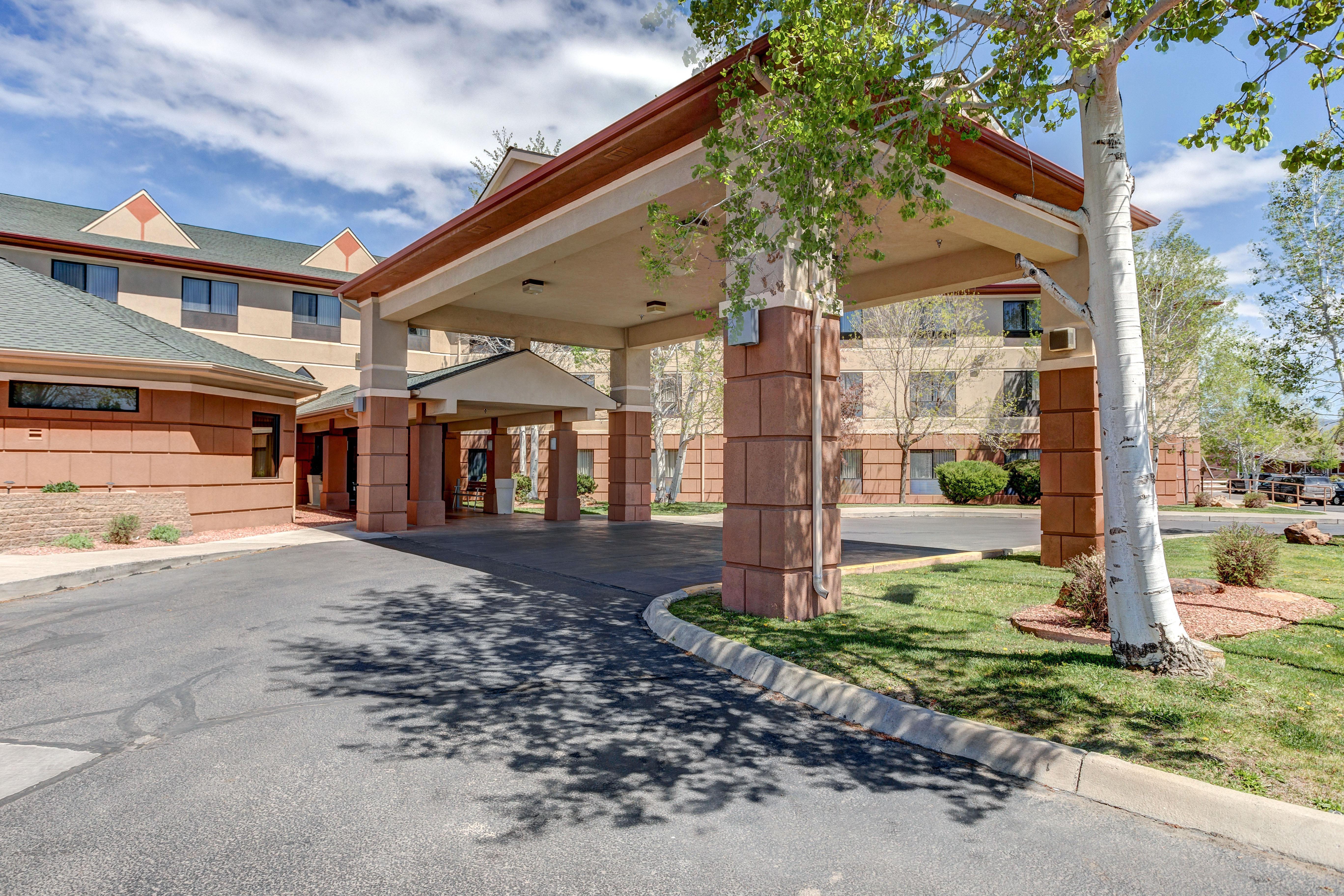 Holiday Express & - Black Canyon Area By Ihg Hotel Montrose