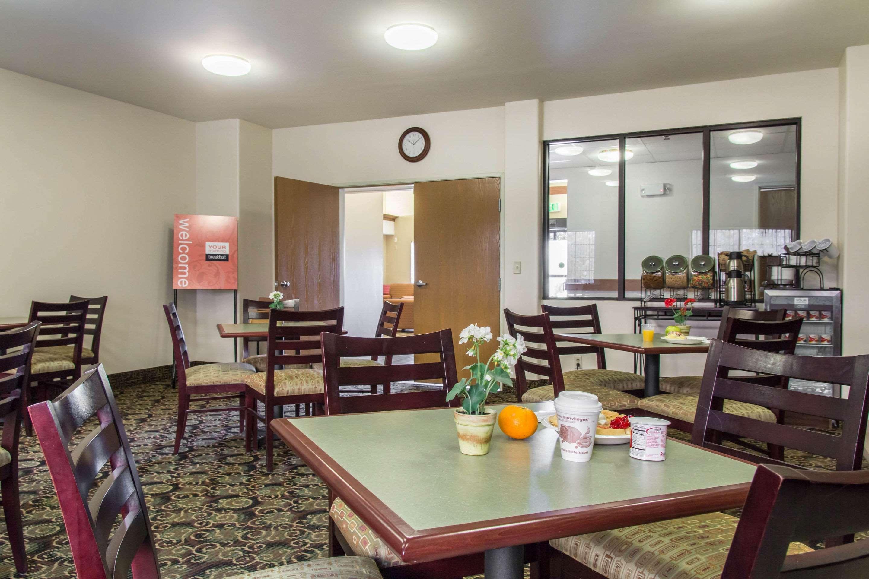 Quality & Vail Valley Hotel 2*