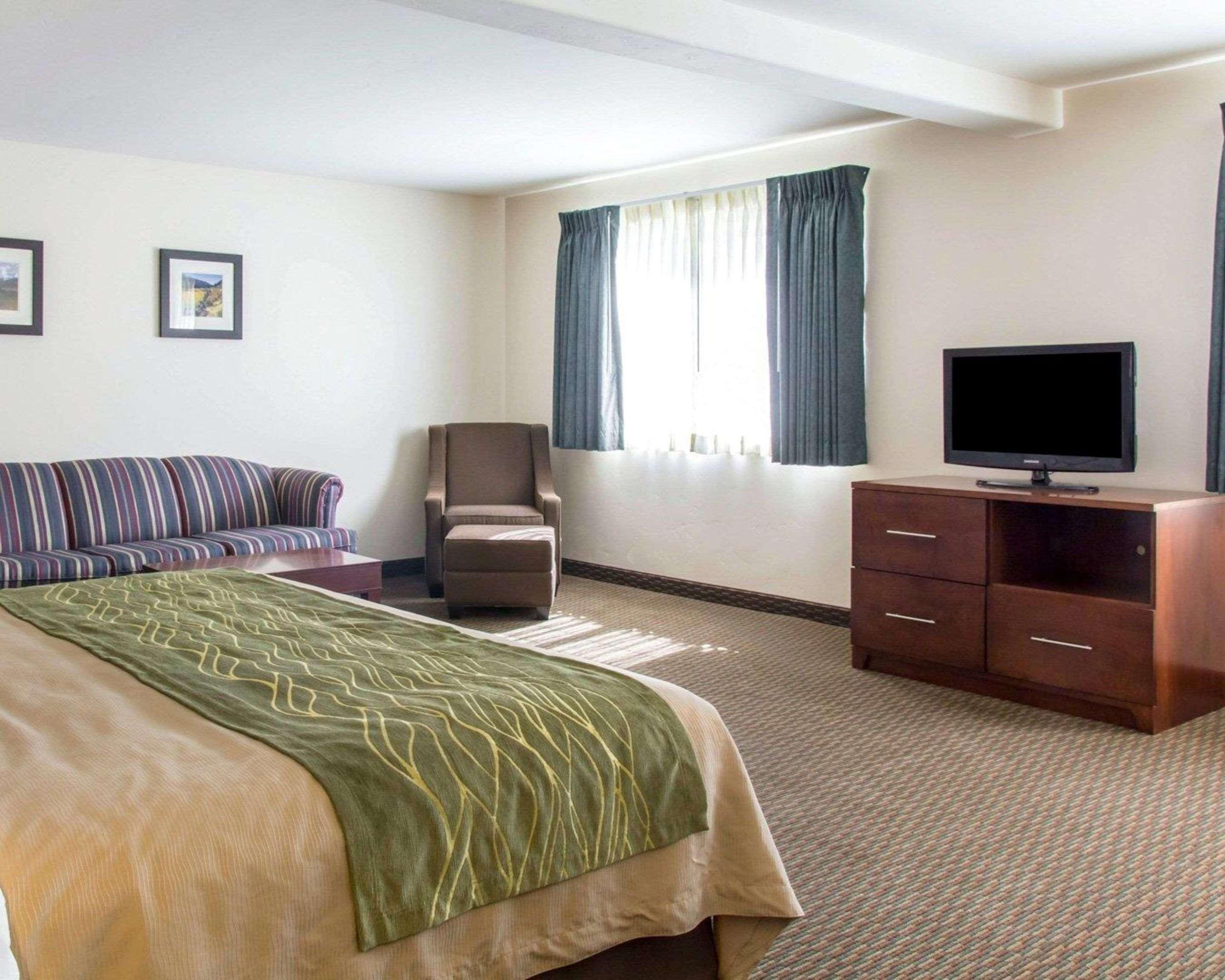 Hotel Quality & Vail Valley Eagle