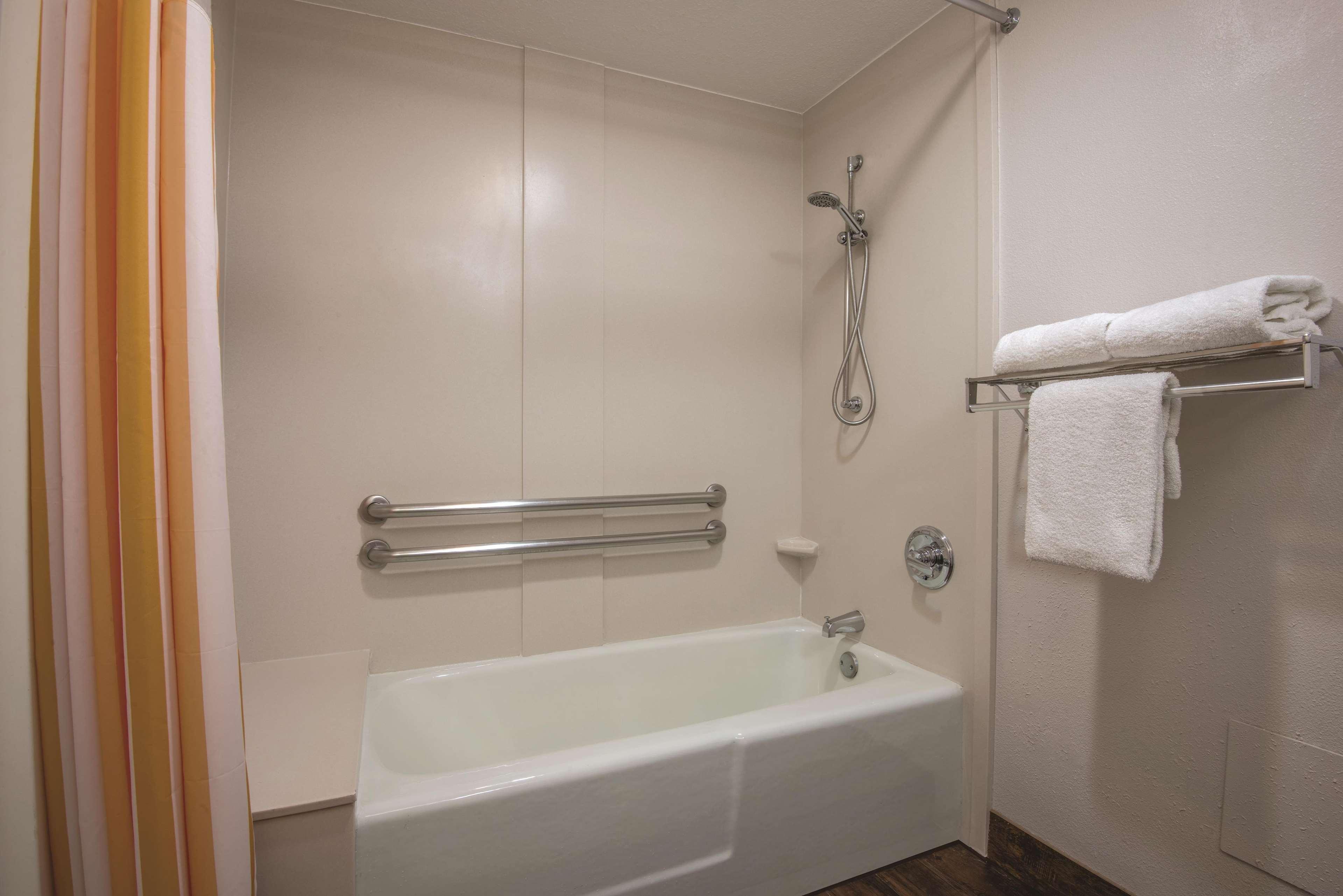 La Quinta By Wyndham - Summit Co